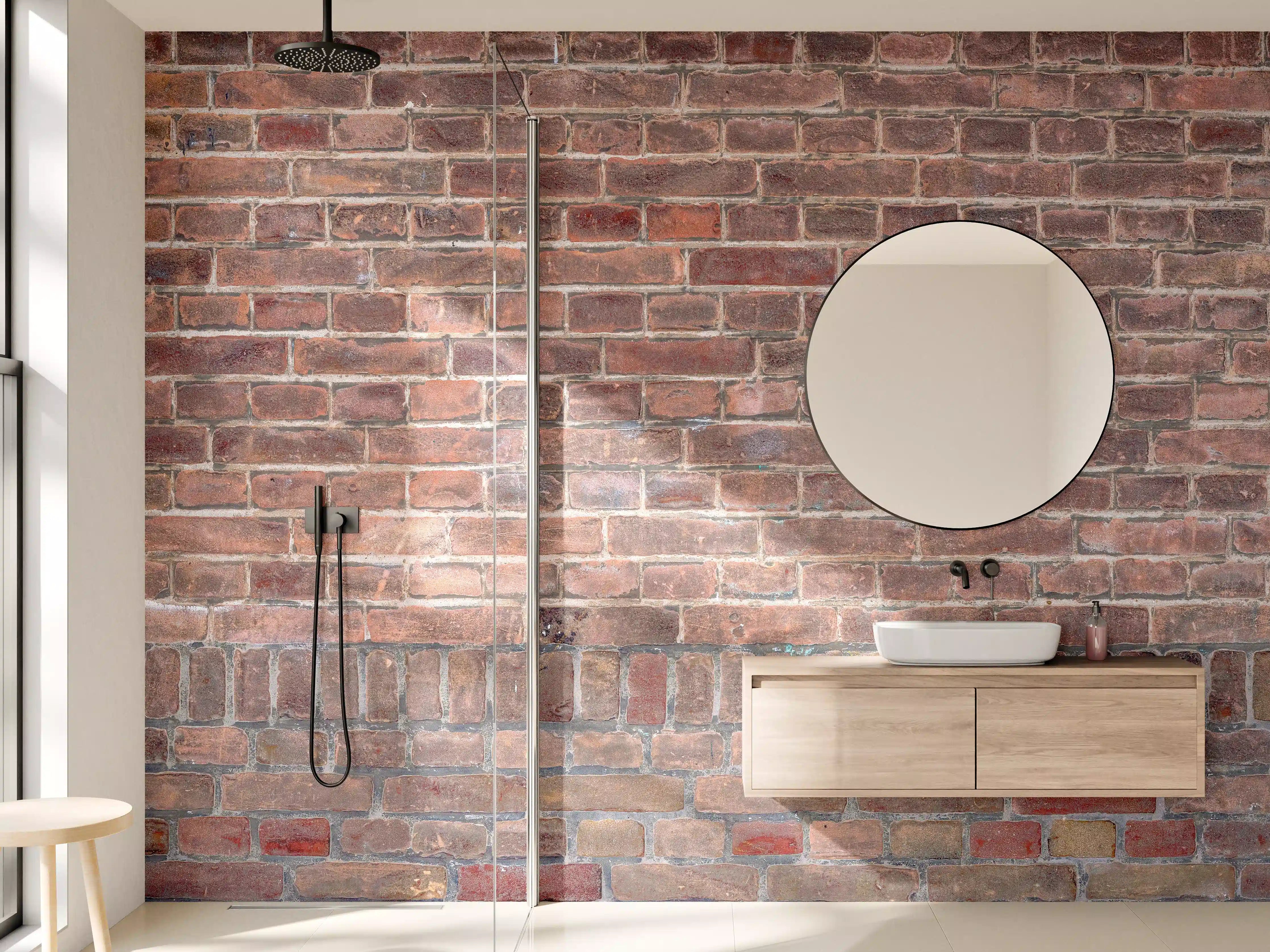 Wandverkleidung Bad - Mauerstruktur aus alten braunen Ziegeln