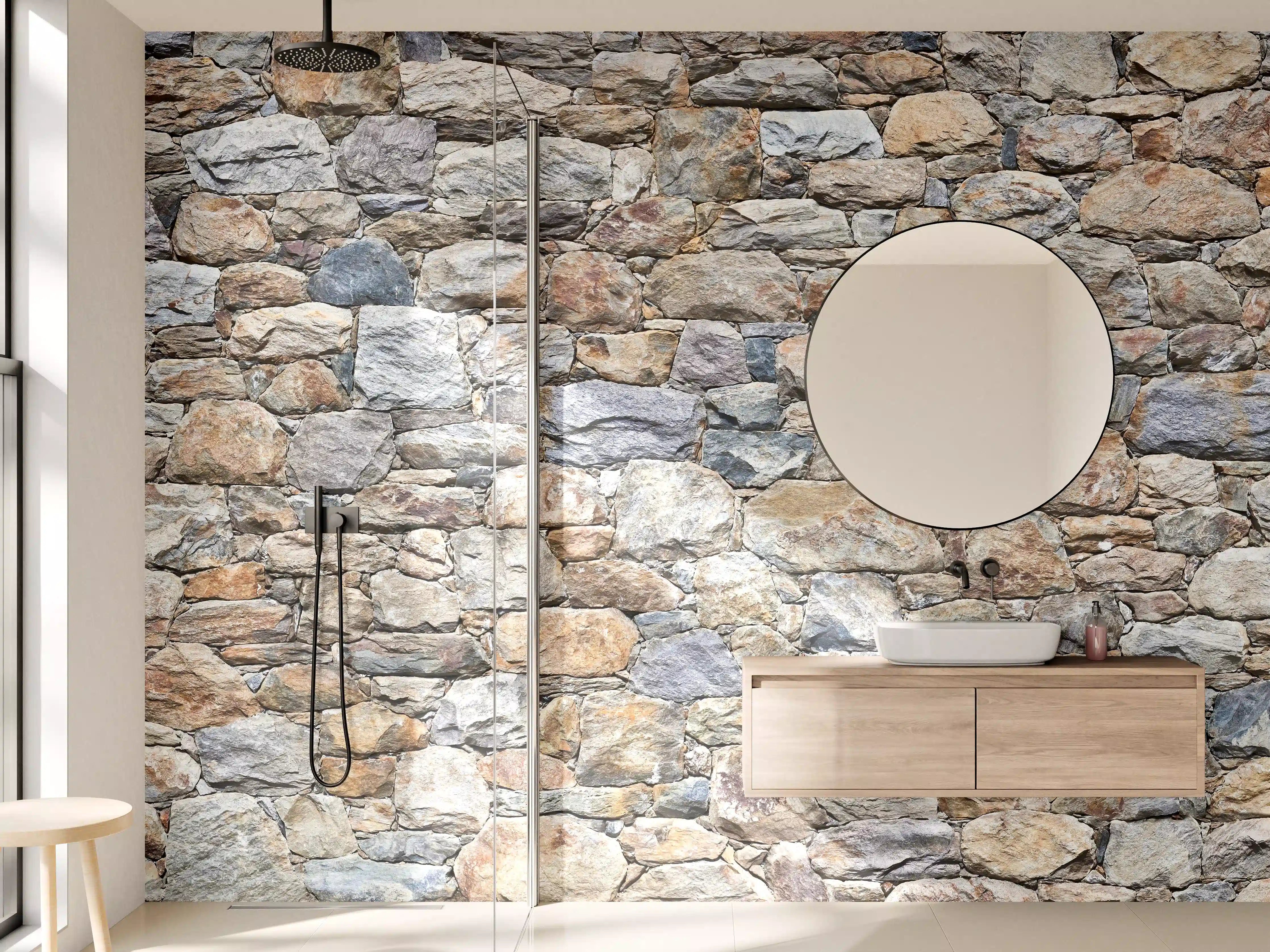 Wandverkleidung Bad - Natürliche Steinwand mit warmen Erdtönen