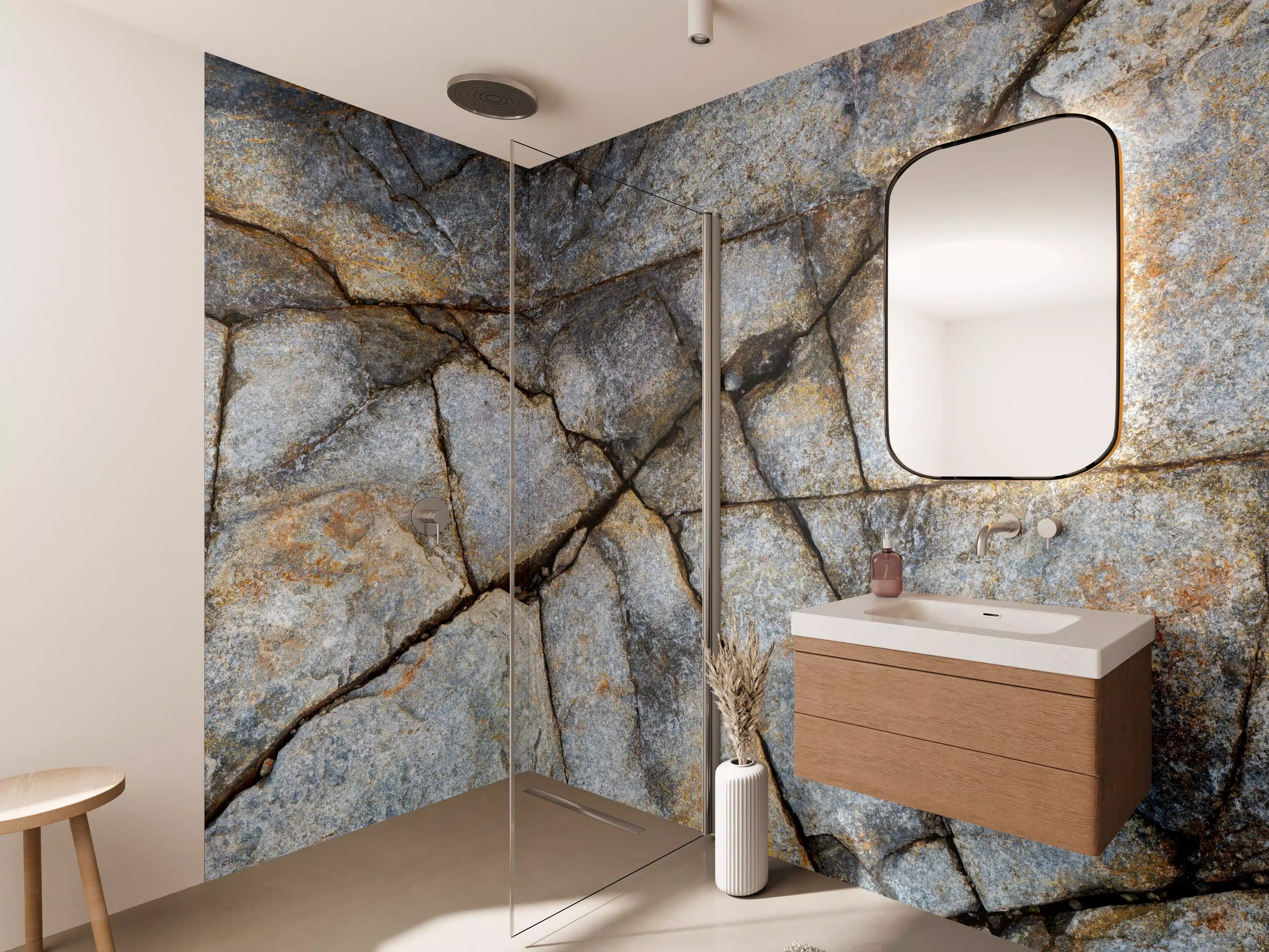 Wandverkleidung Bad - Naturstein-Textur mit Rissen und Erdfarben