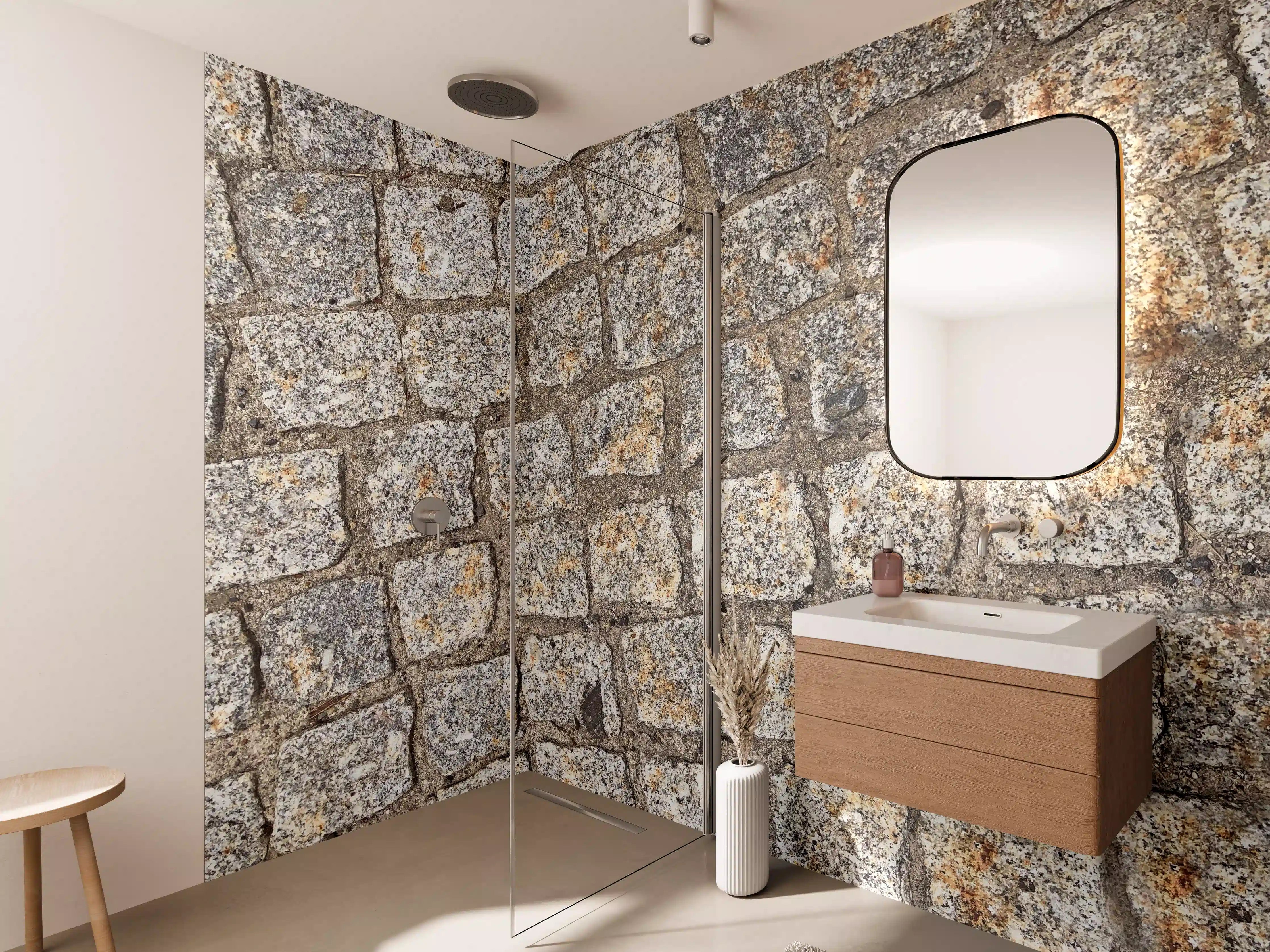 Wandverkleidung Bad - Natursteinmauer mit Grautönen