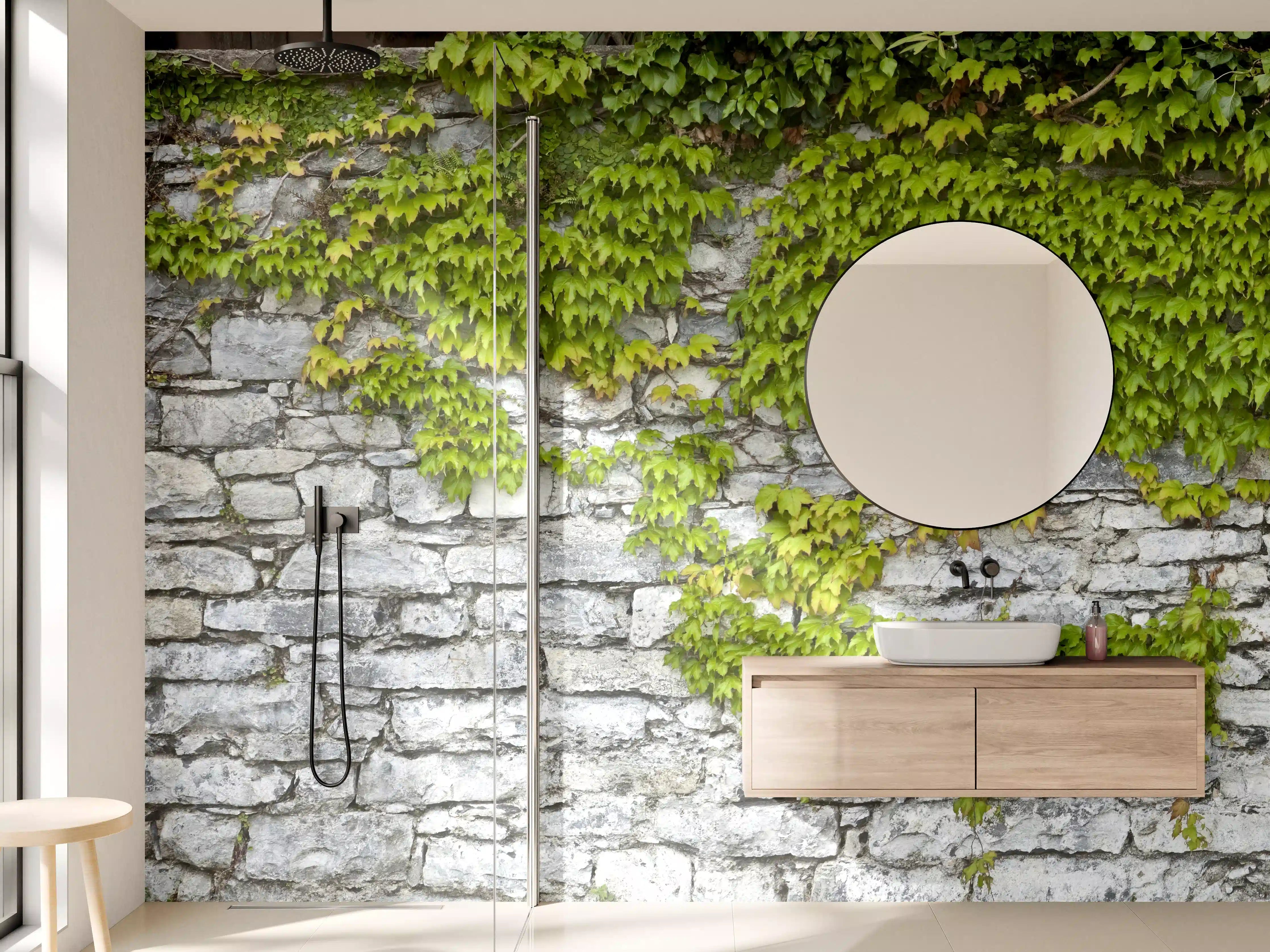 Wandverkleidung Bad - Natursteinmauer mit Weinlaub