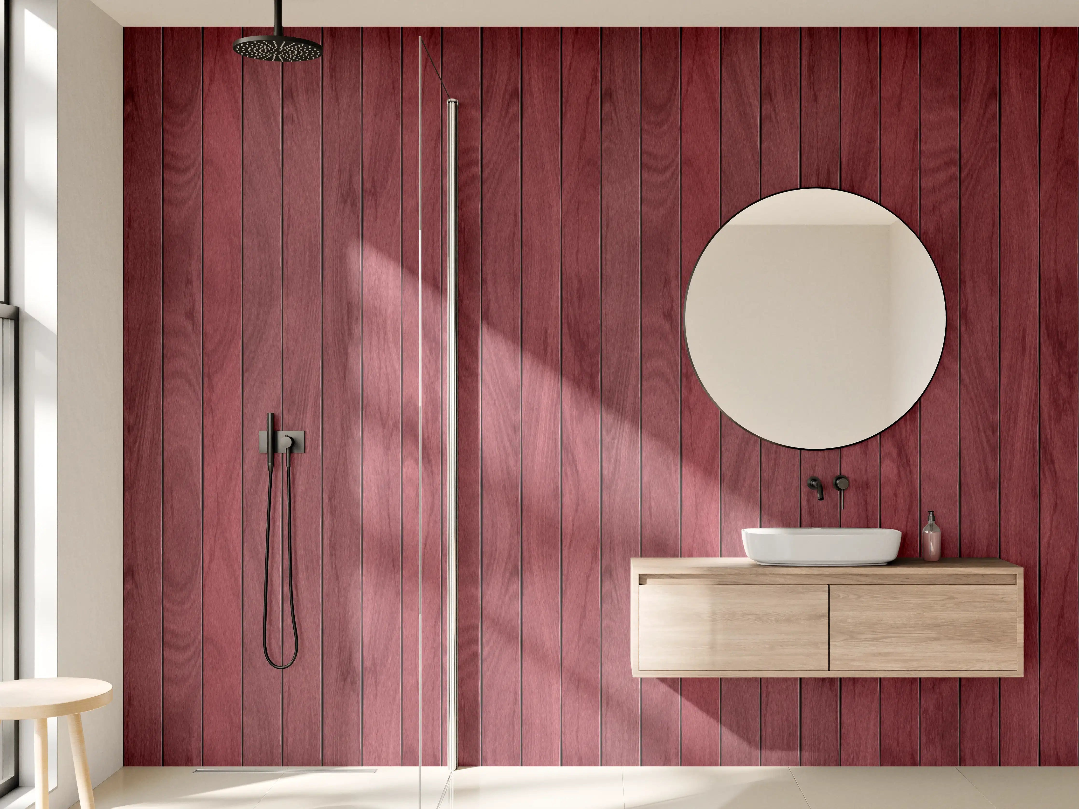 Wandverkleidung Bad - Roter Holzboden mit natürlicher Maserung