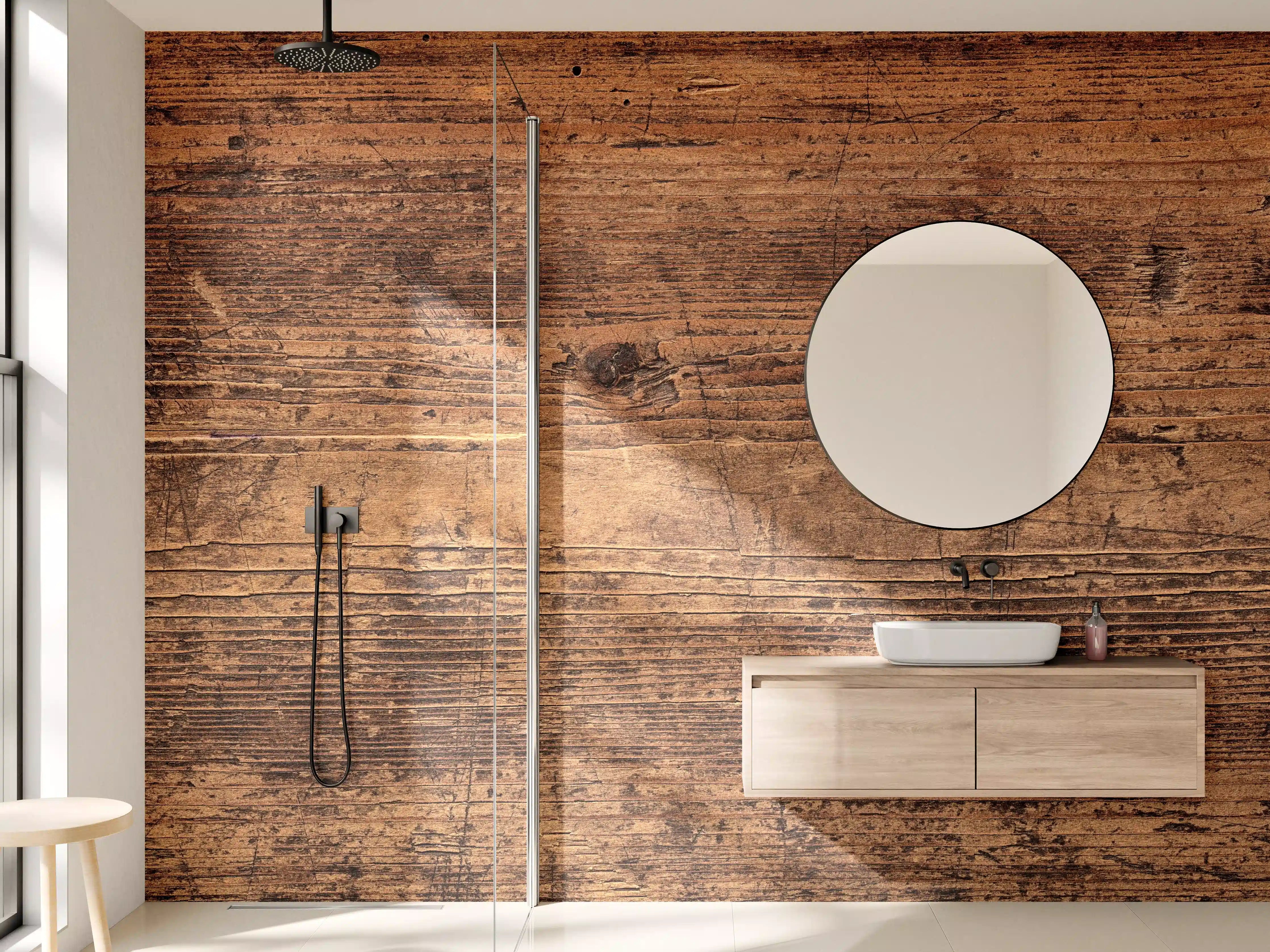 Wandverkleidung Bad - Rustikale Holzoptik mit natürlichen Maserungen