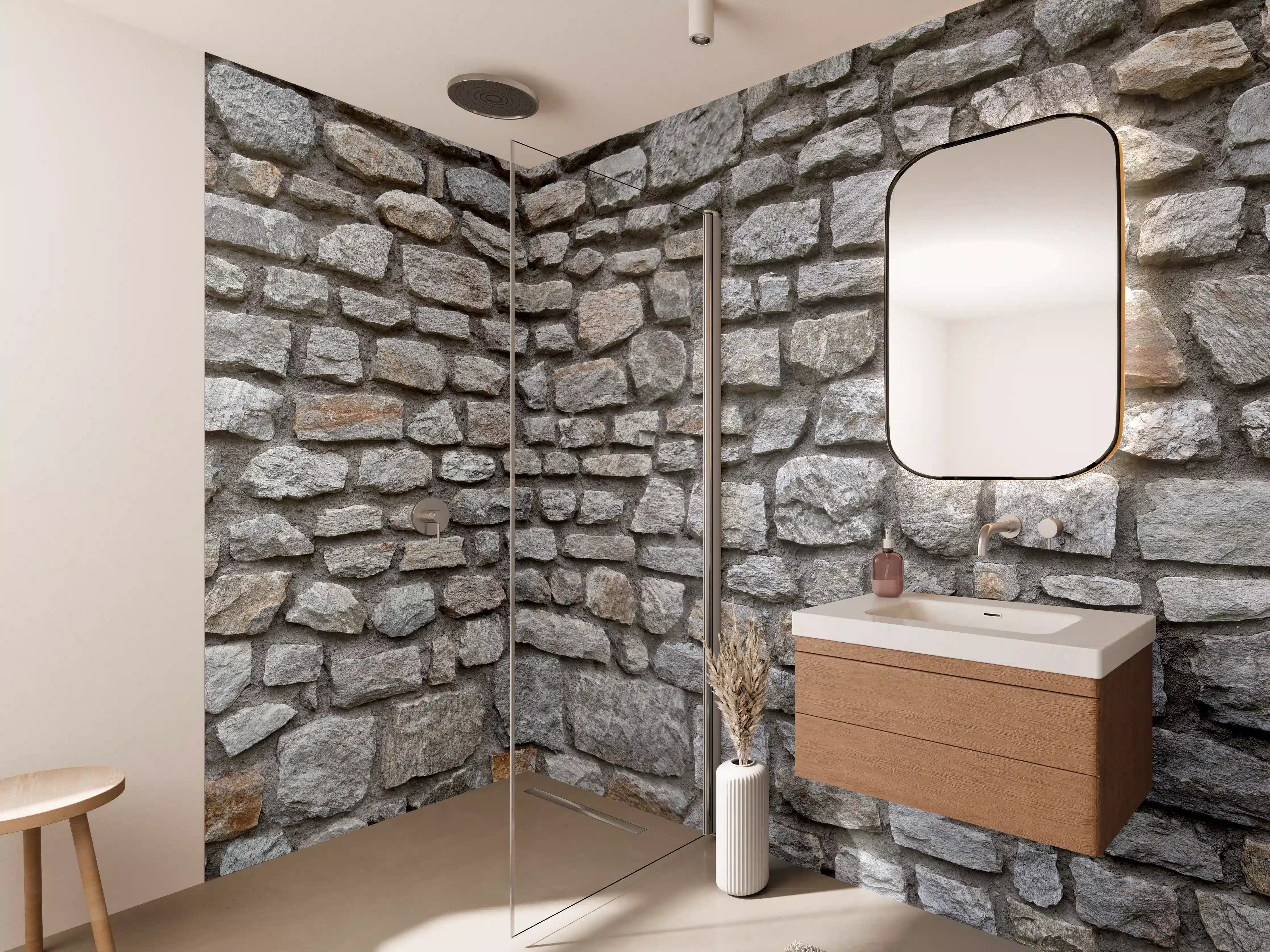 Wandverkleidung Bad - Rustikale Steinmauer mit naturbelassener Oberfläche