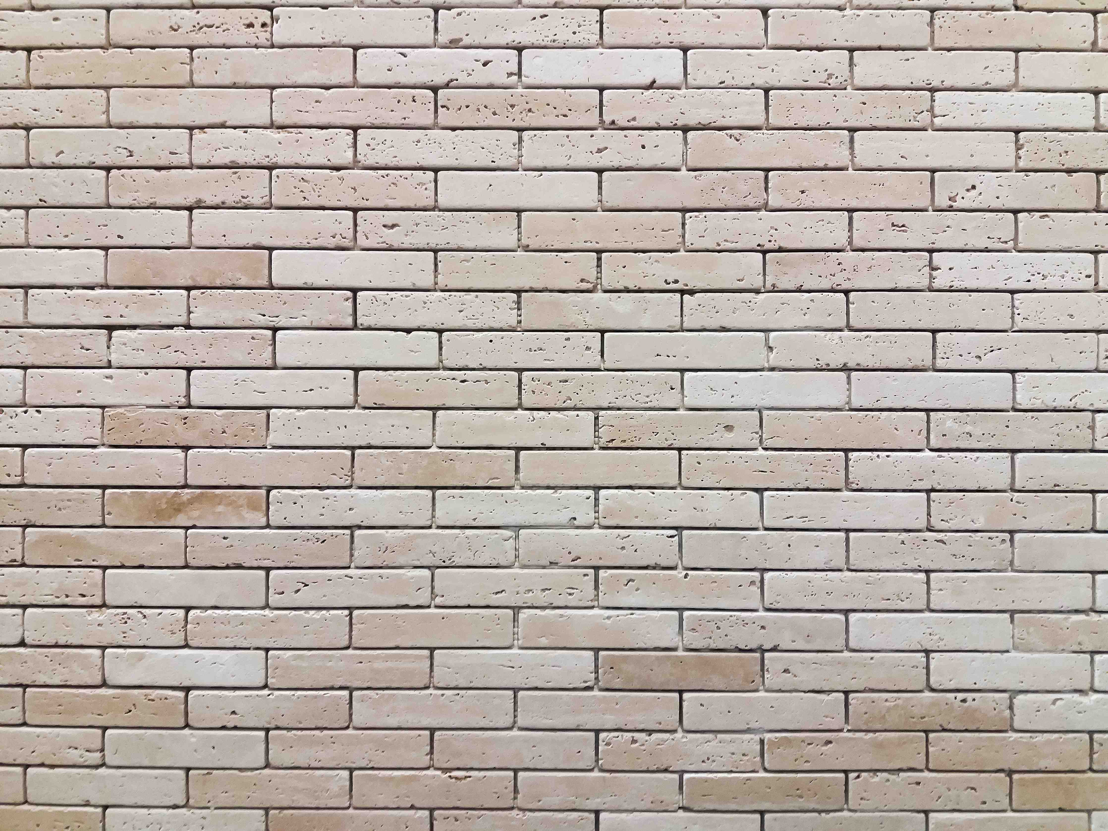 Wandverkleidung Bad-Sanfte Grauziegel im Weißlicht