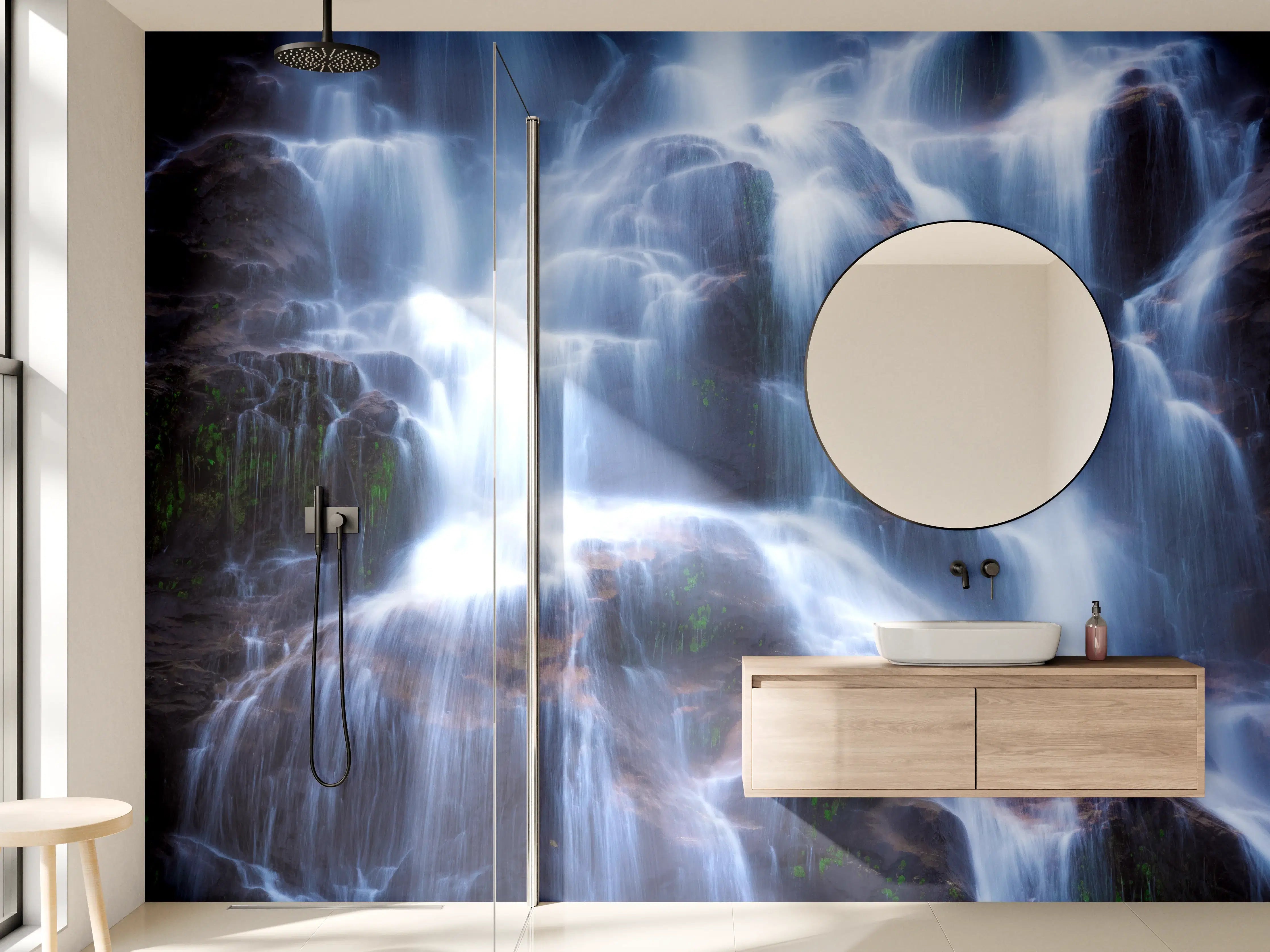 Wandverkleidung Bad - Sanfte Wasserfälle in dunkler Szenerie