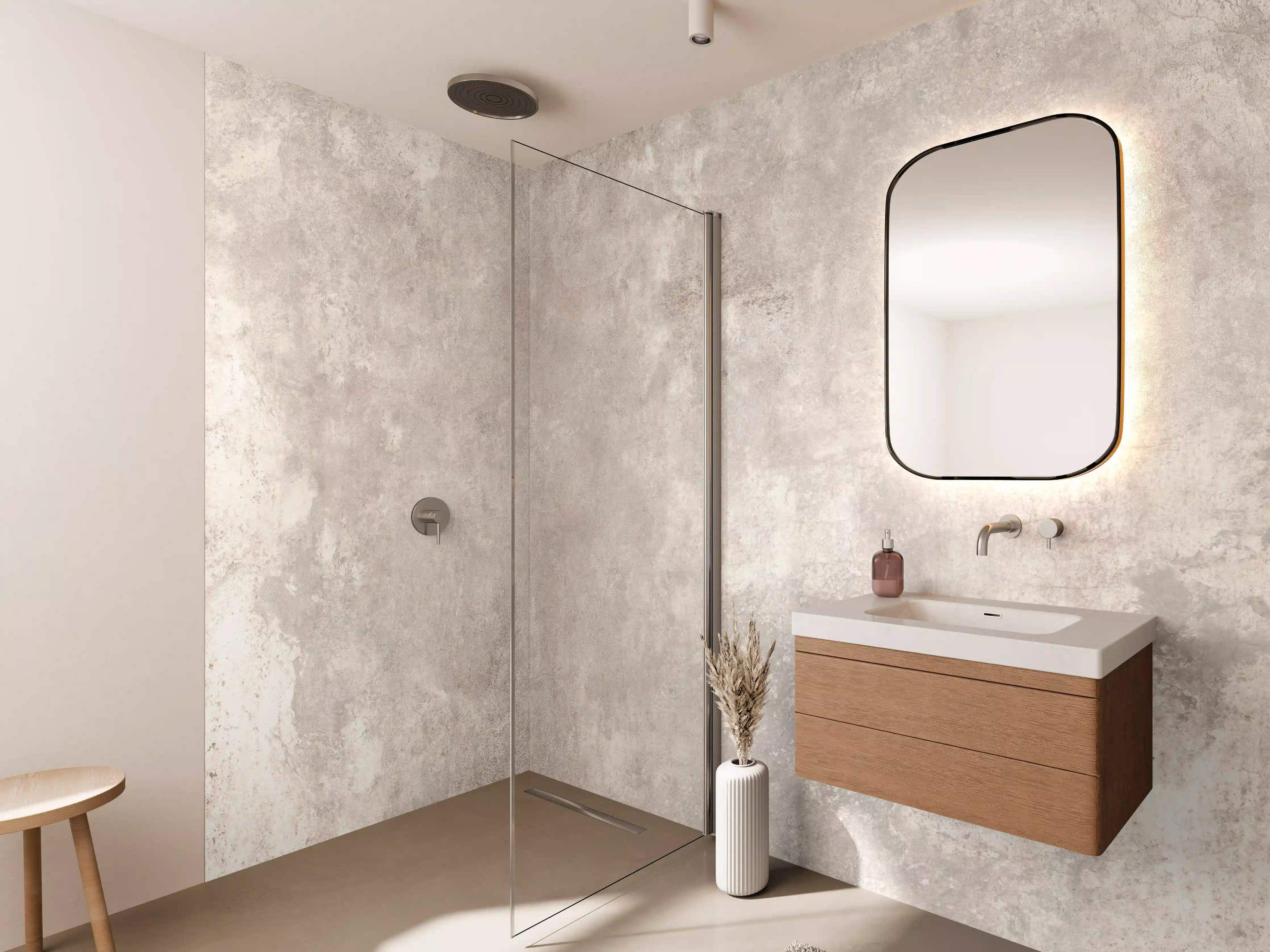 Wandverkleidung Bad - Schimmernder Grauwert auf weißer Oberfläche