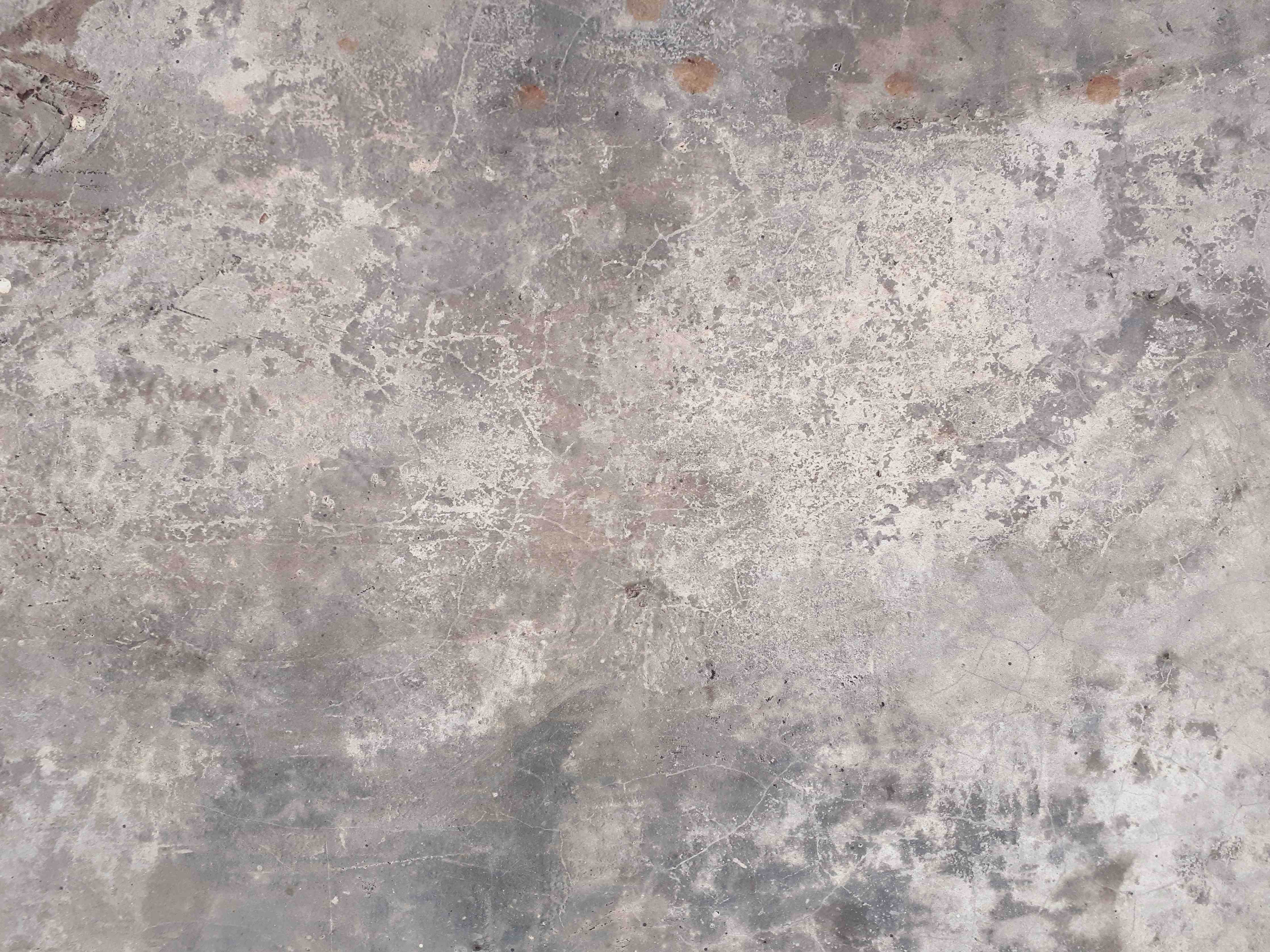 Wandverkleidung Bad-Silbriger Beton mit weißer Maserung