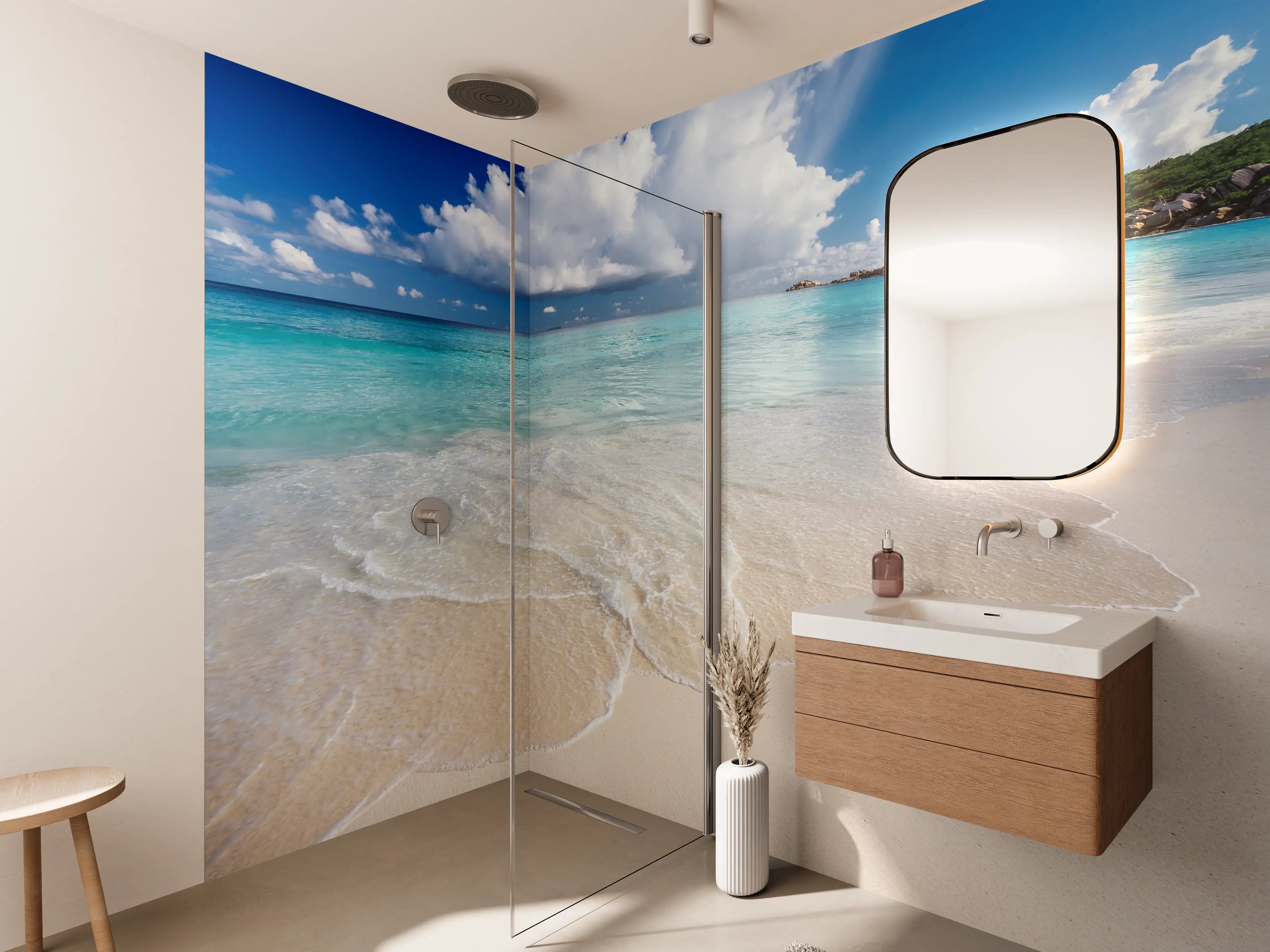 Wandverkleidung Bad - Tropischer Strand mit blauem Himmel