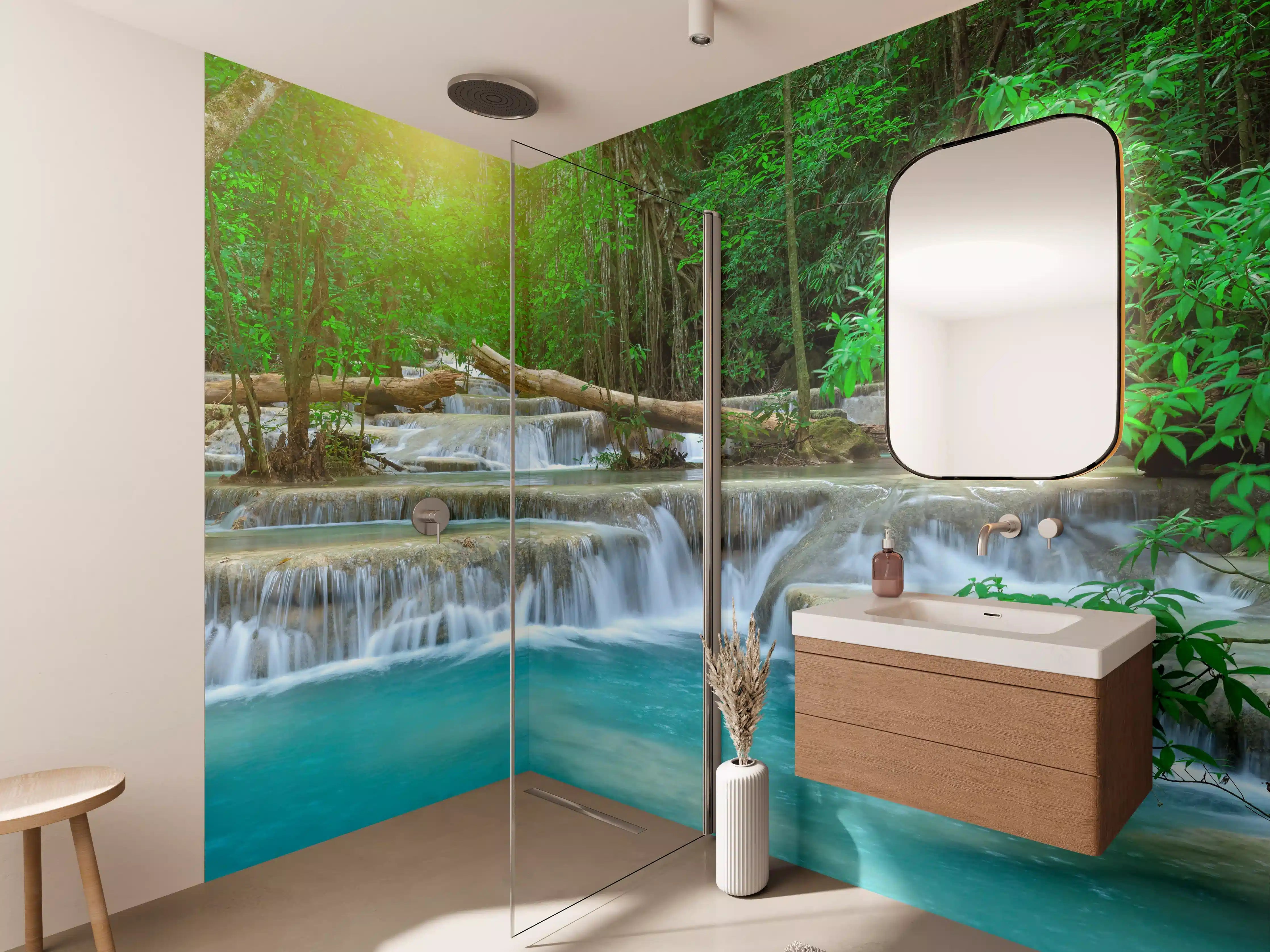 Wandverkleidung Bad - Türkis-Wasserfall im grünen Wald