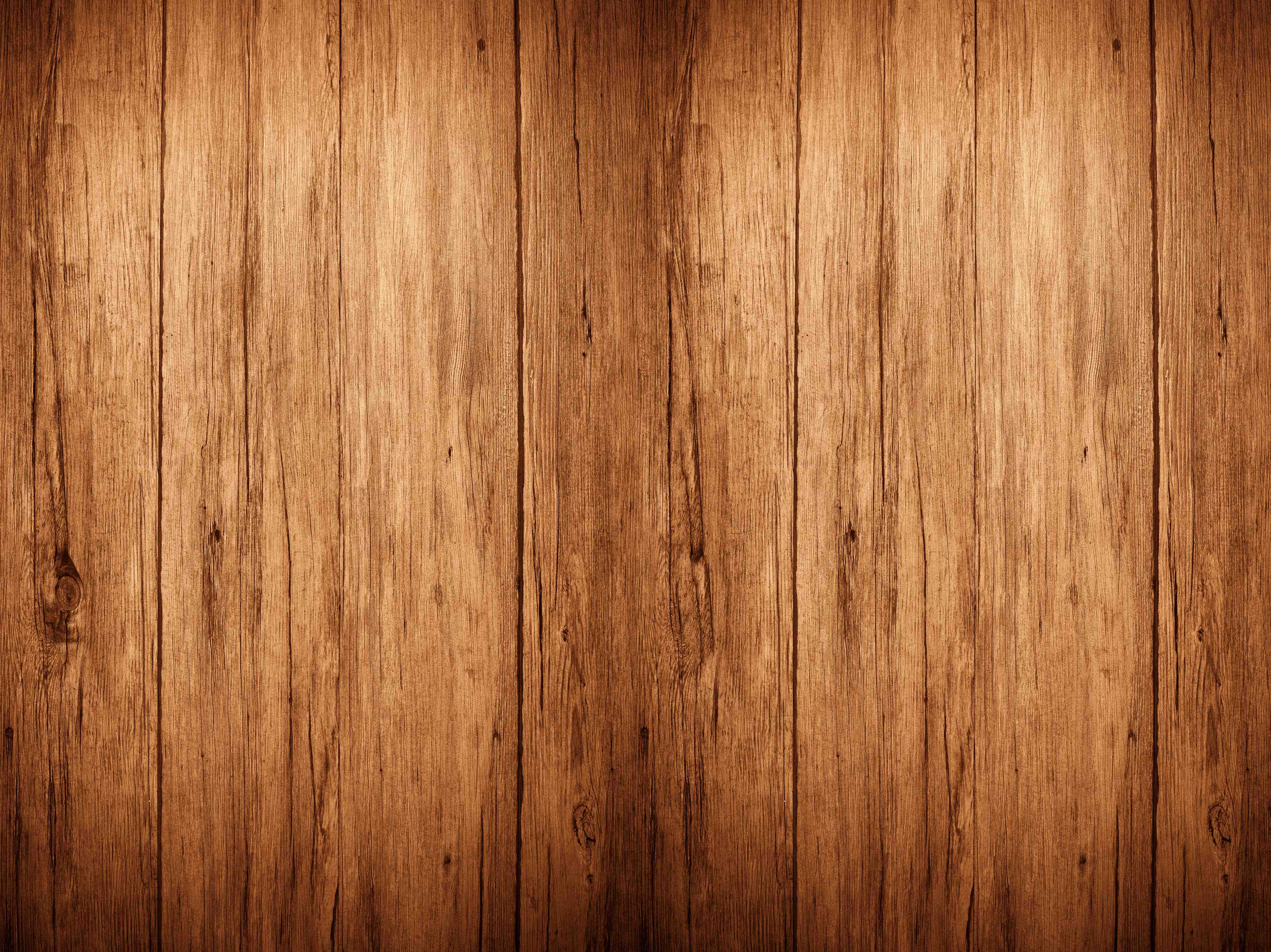 Wandverkleidung Bad-Warme Holzwand im natürlichen Look