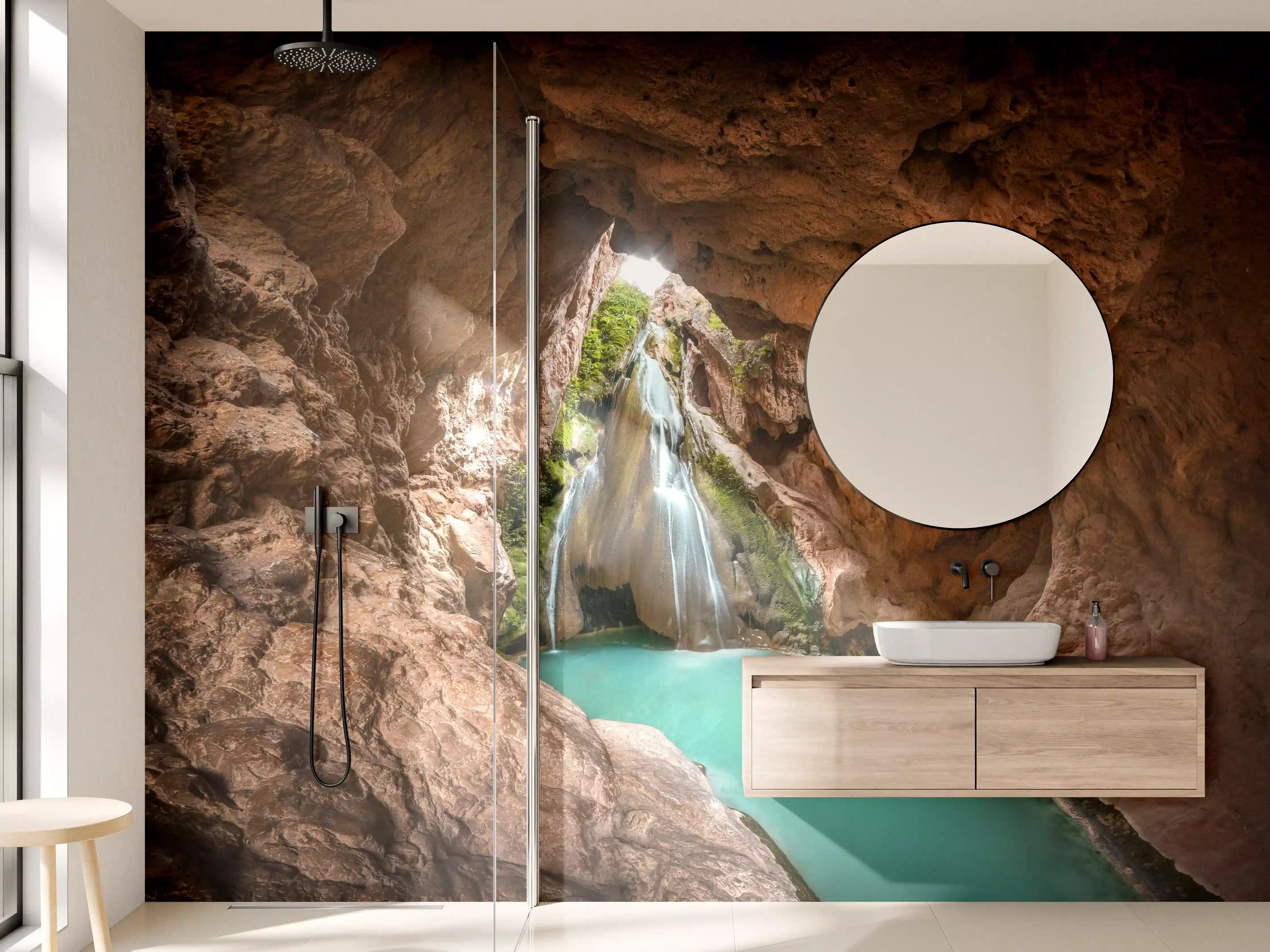 Wandverkleidung Bad - Wasserfall in Höhle mit See in Valencia