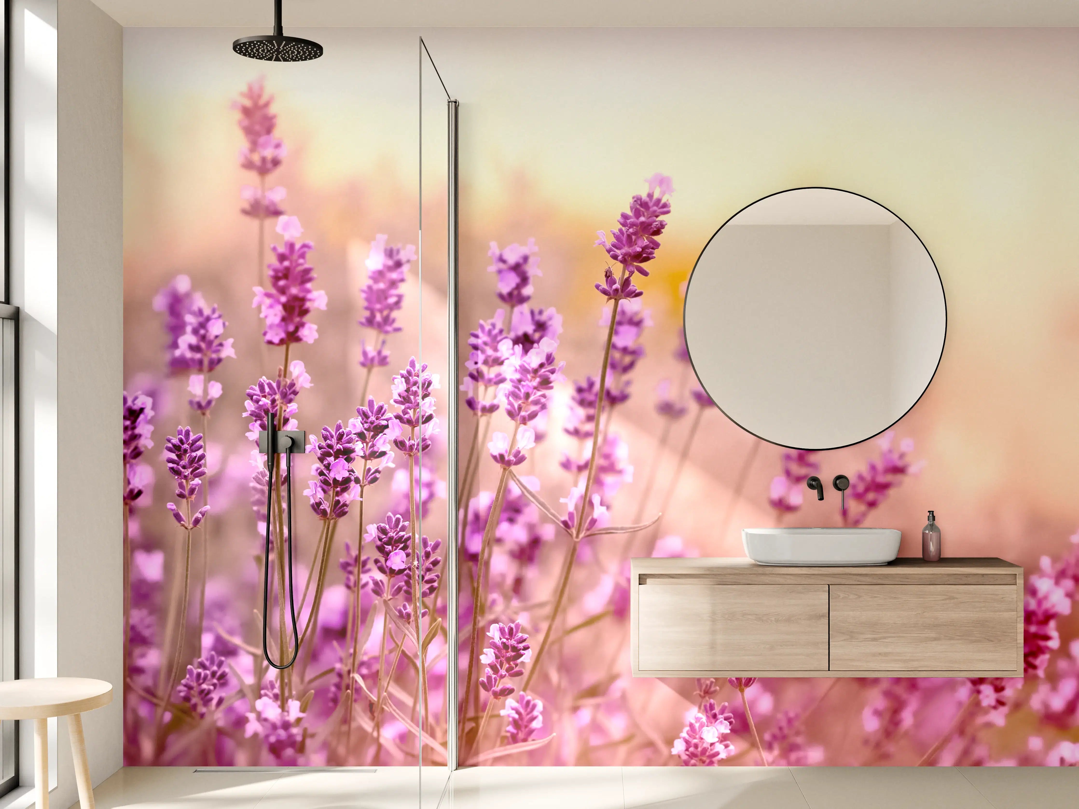 Wandverkleidung Bad - Weicher und selektiver Fokus auf Lavendelblüte