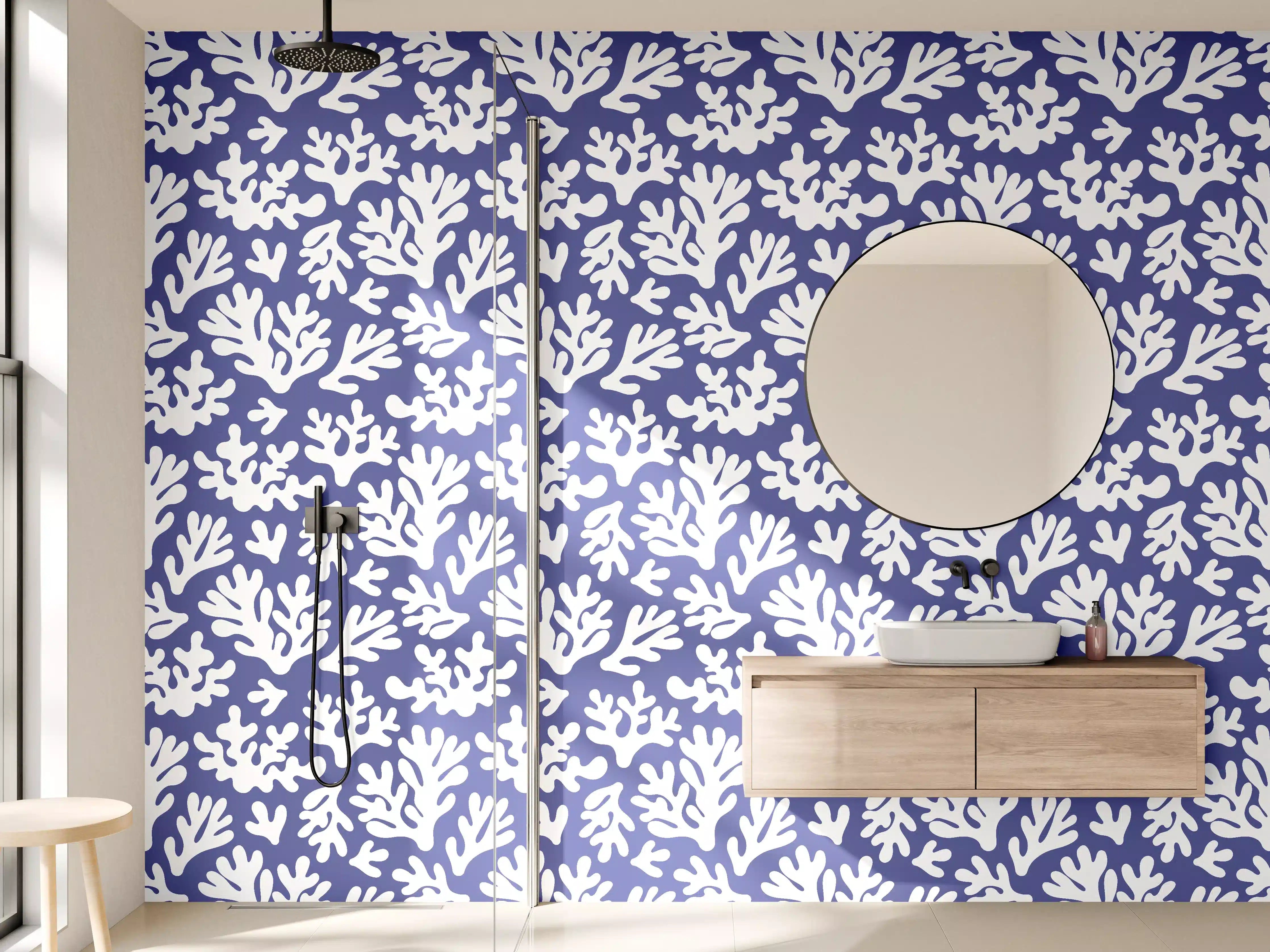 Wandverkleidung Bad - Weiße Korallen auf Blau