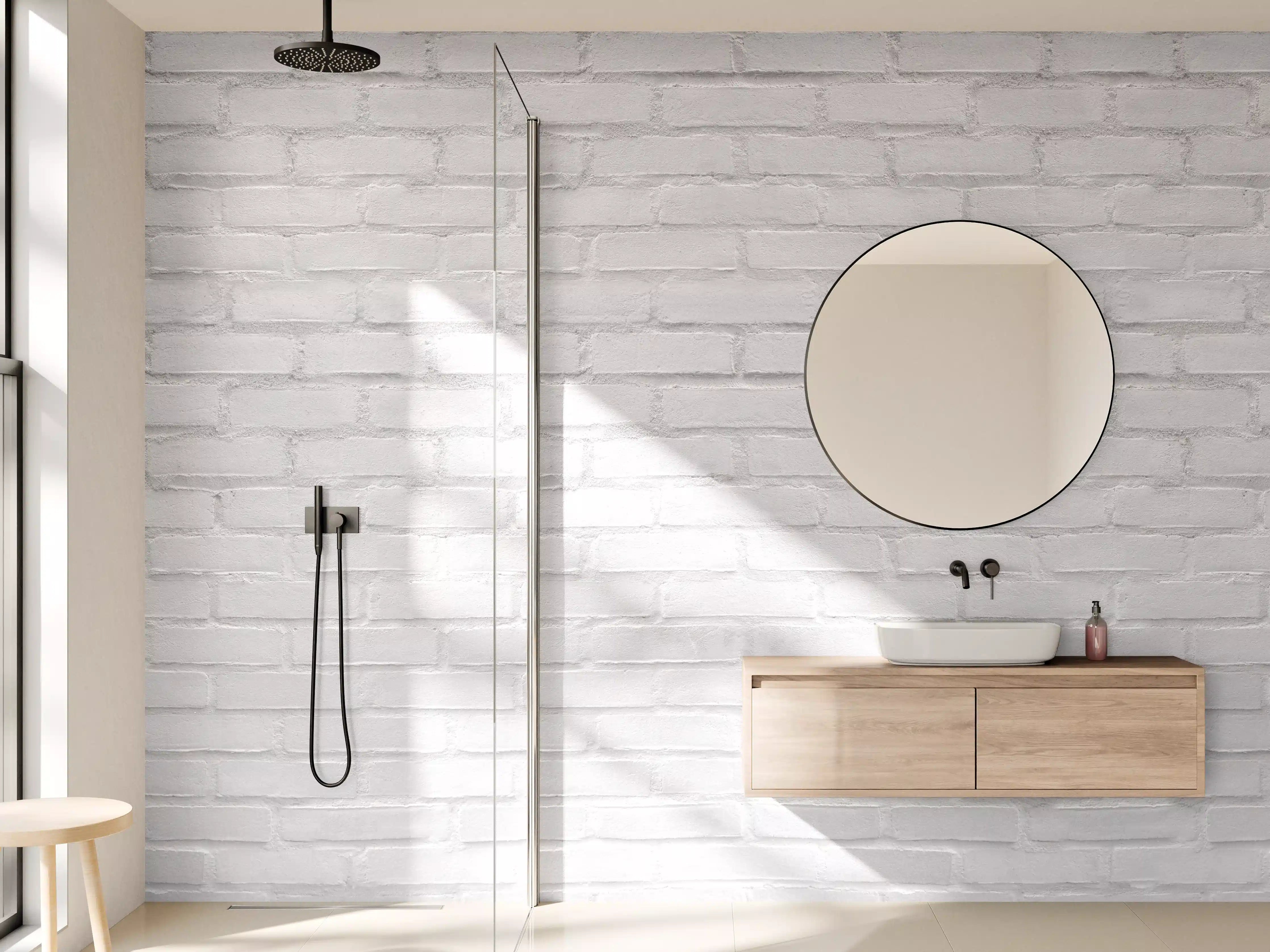 Wandverkleidung Bad - Weißliche Ziegelwand