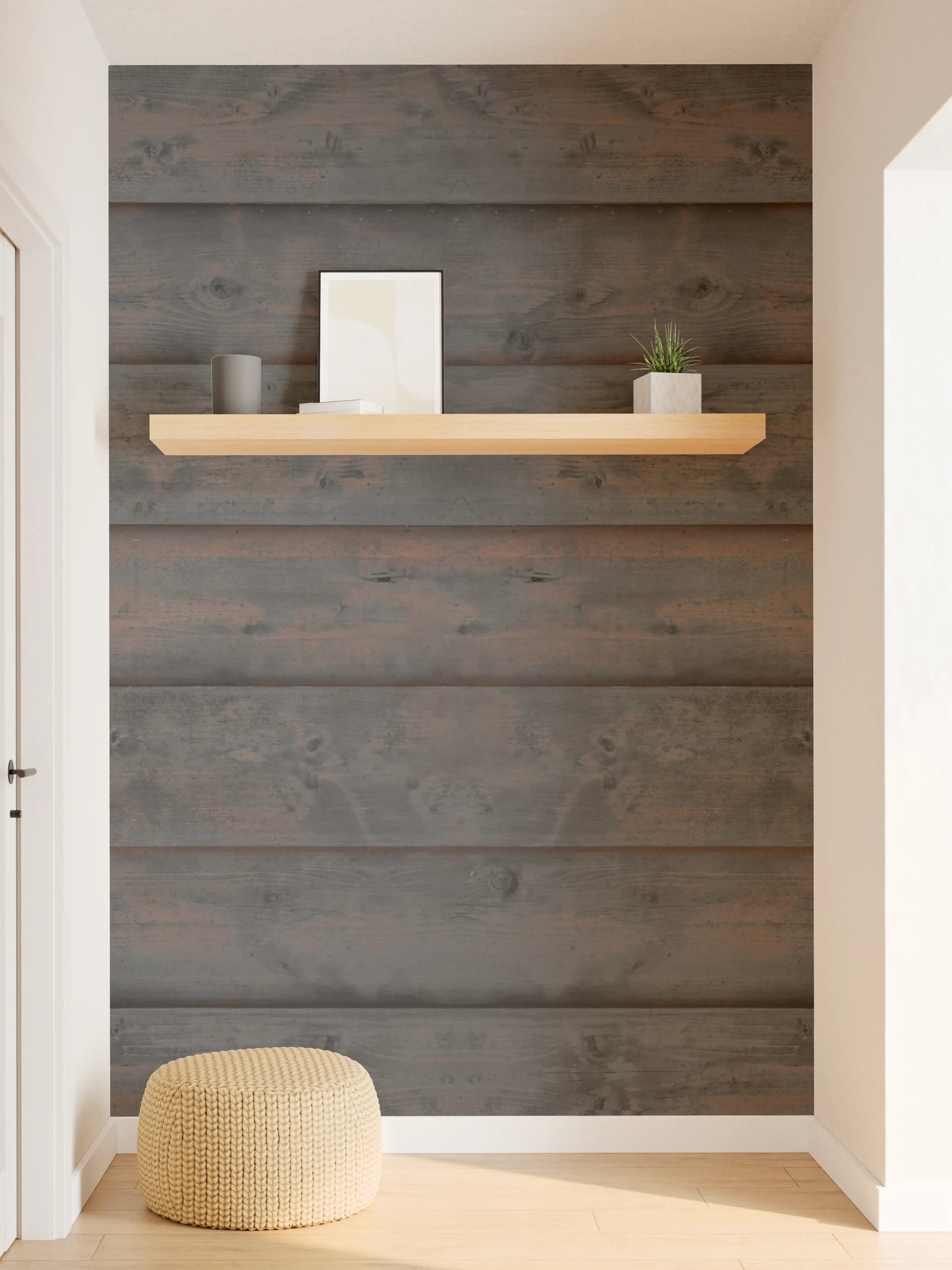 Wandverkleidung Flur - Alt braun lackierte Holzbretter