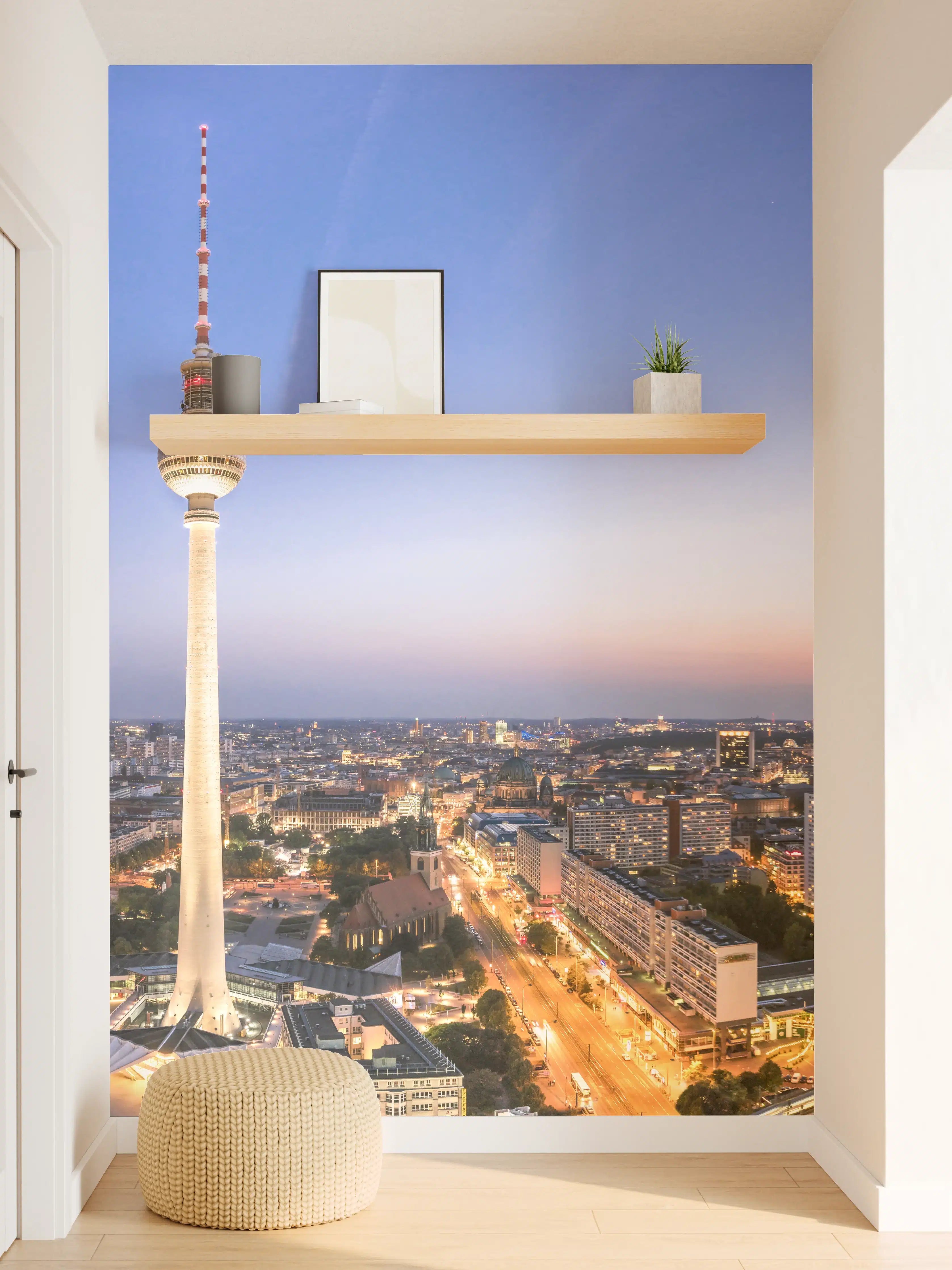 Wandverkleidung Flur - Berliner Fernsehturm
