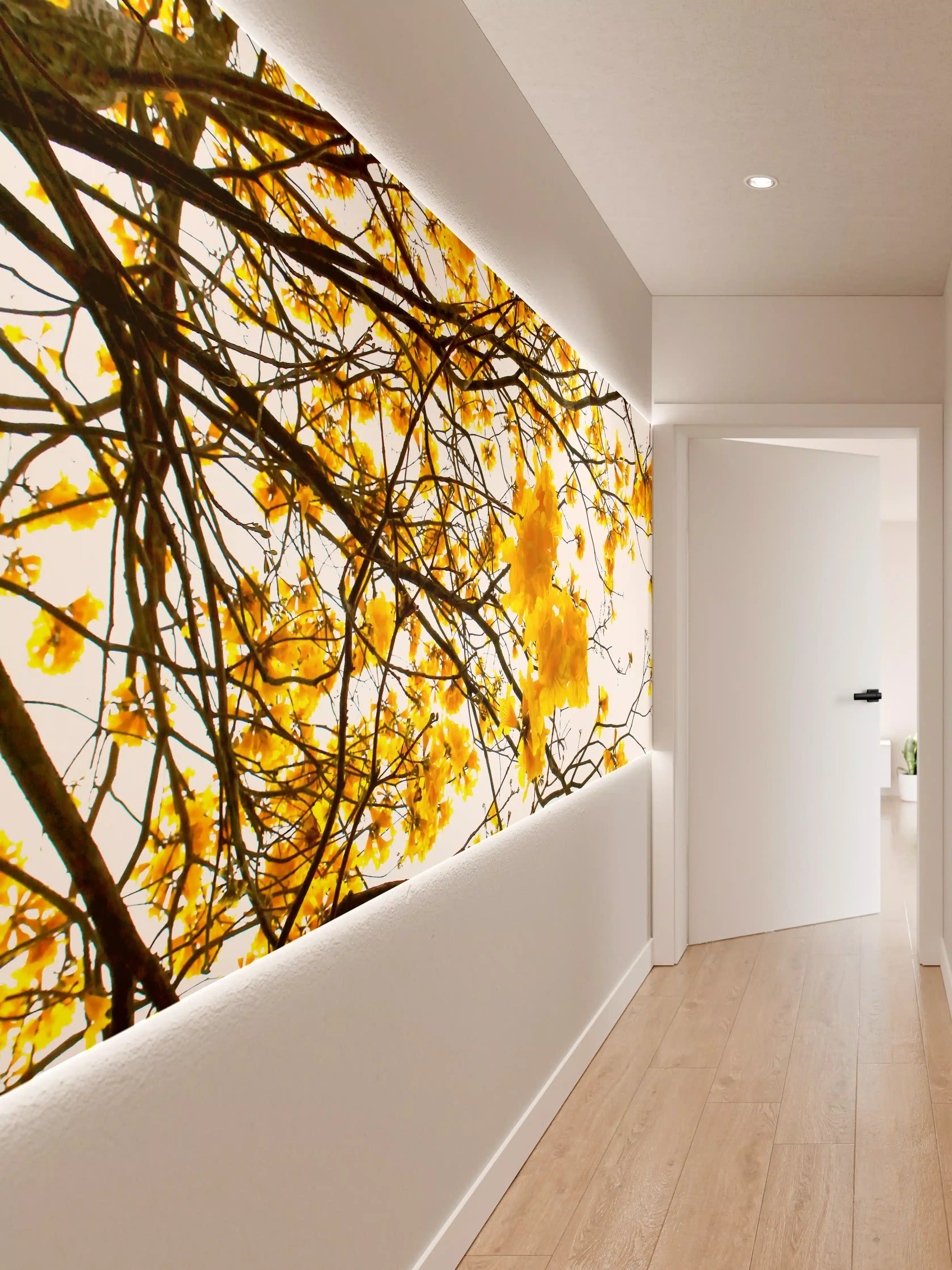 Wandverkleidung Flur - Blühender Baum im Sonnenlicht