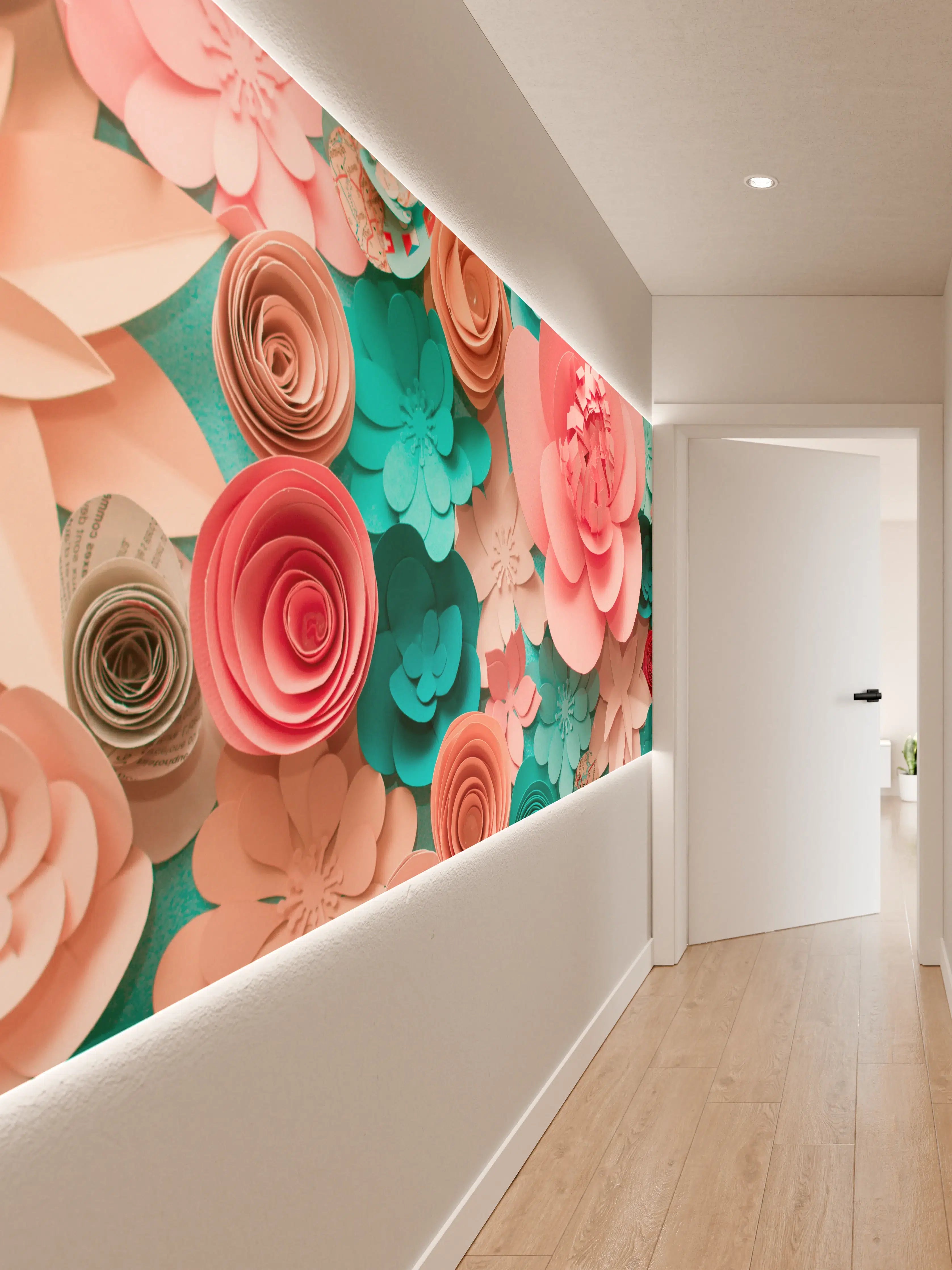 Wandverkleidung Flur - Bunte Papierblumen – Fröhliche Dekoration