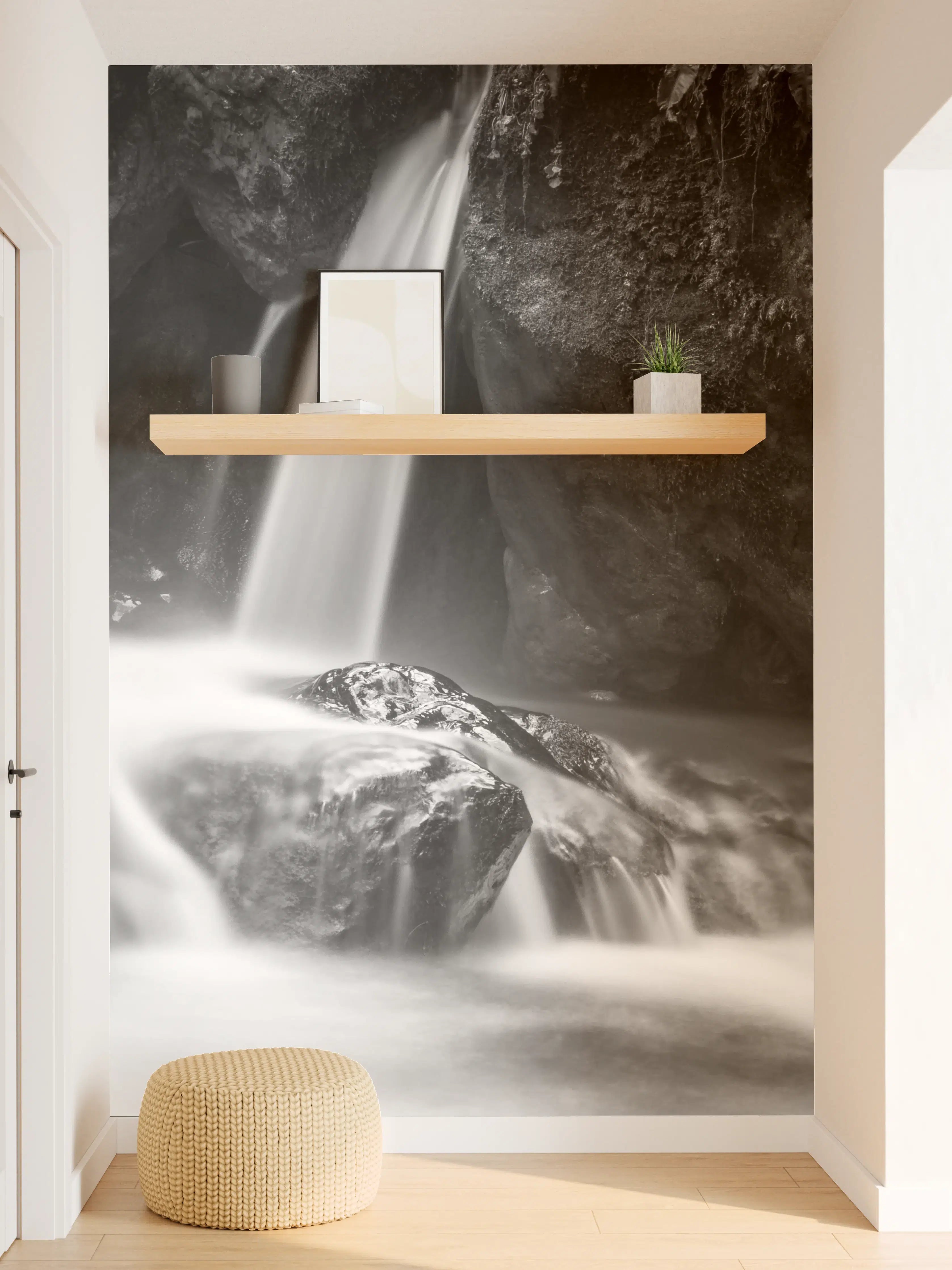 Wandverkleidung Flur - Dramatischer Wasserfall in dunkler Szenerie