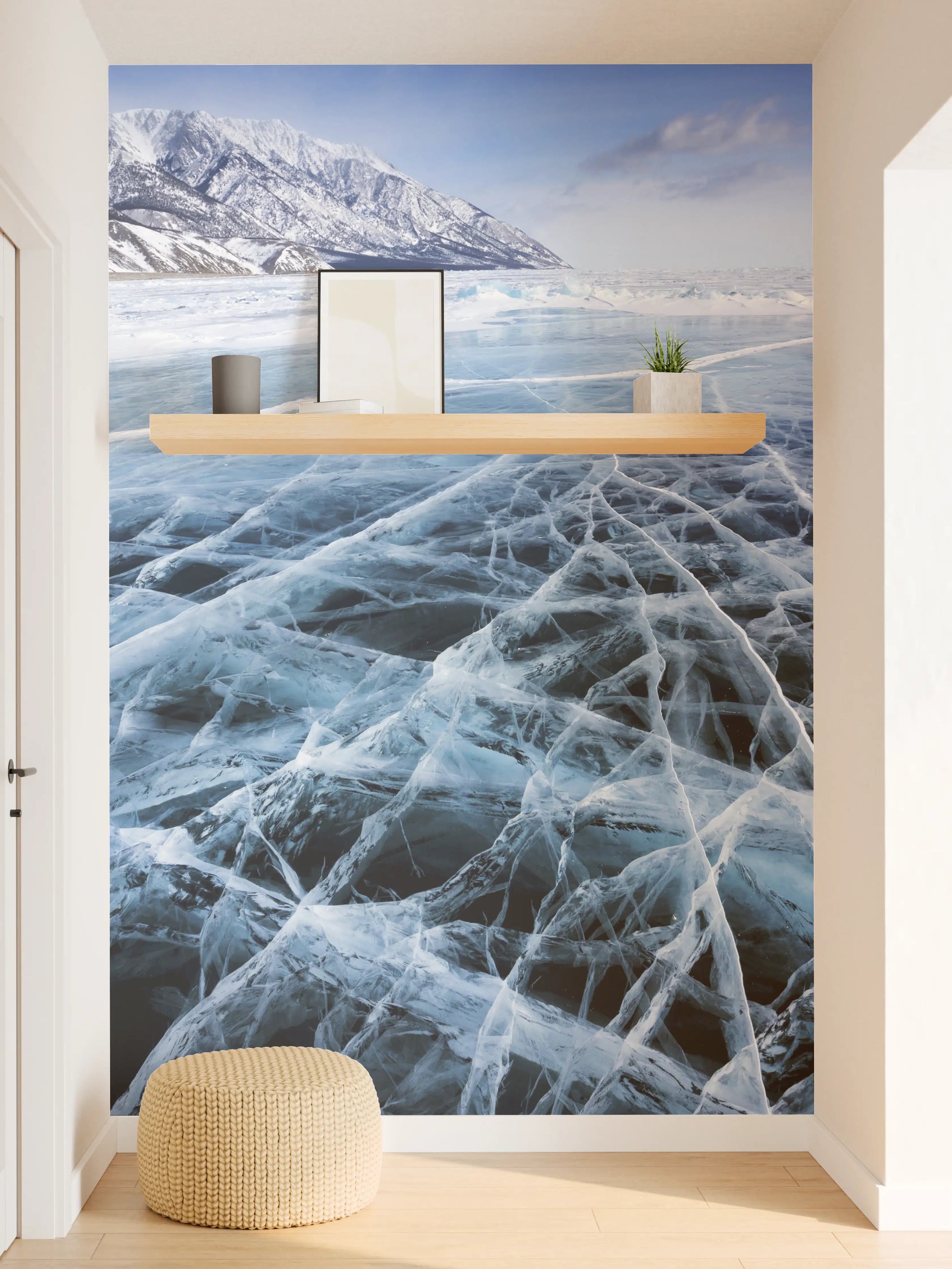 Wandverkleidung Flur - Eisfläche im Winter mit Bergblick