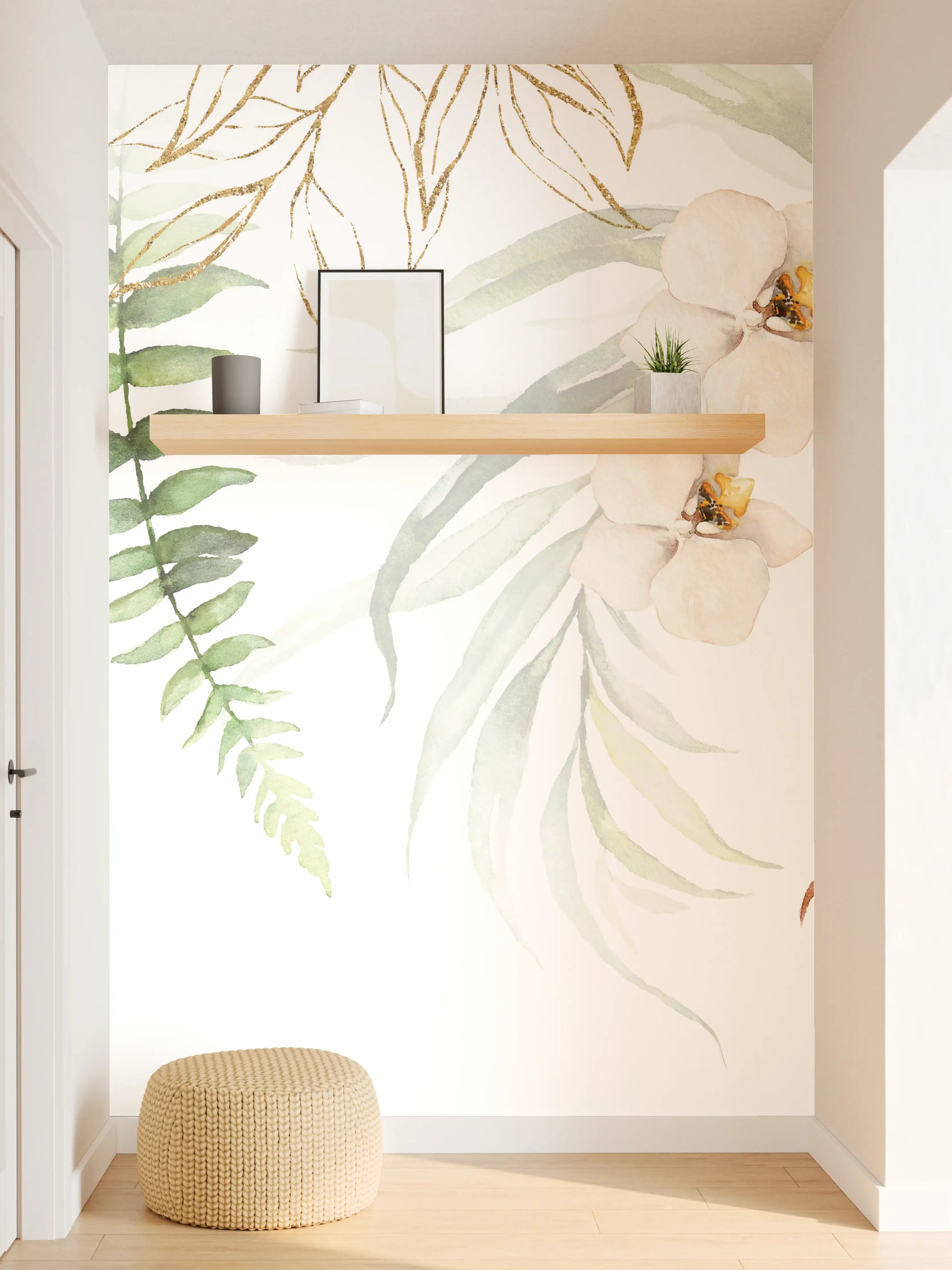 Wandverkleidung Flur - Elegantes Blumenmuster auf hellen Tönen