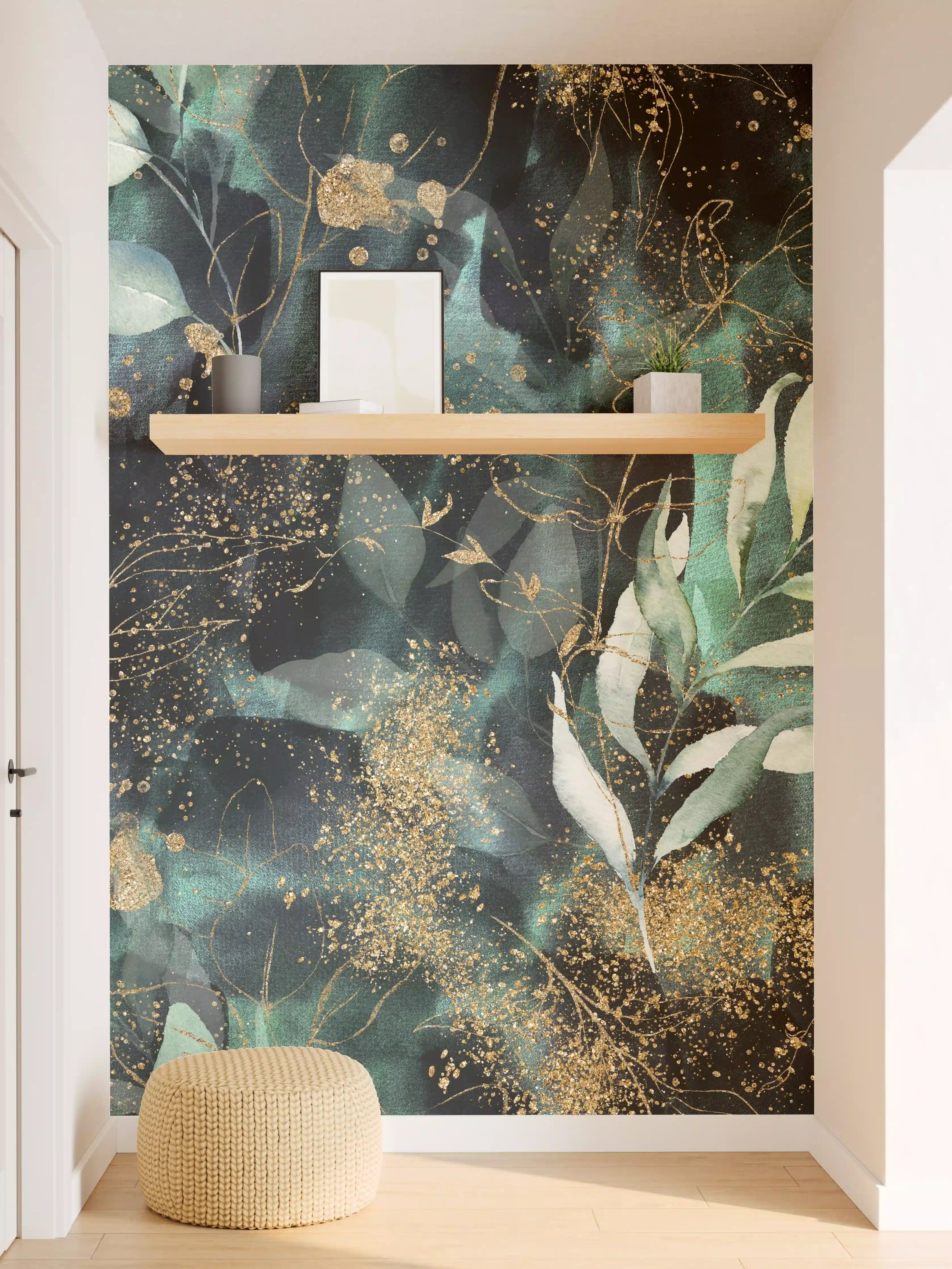 Wandverkleidung Flur - Elegantes Wasserfarbdesign mit Goldakzenten