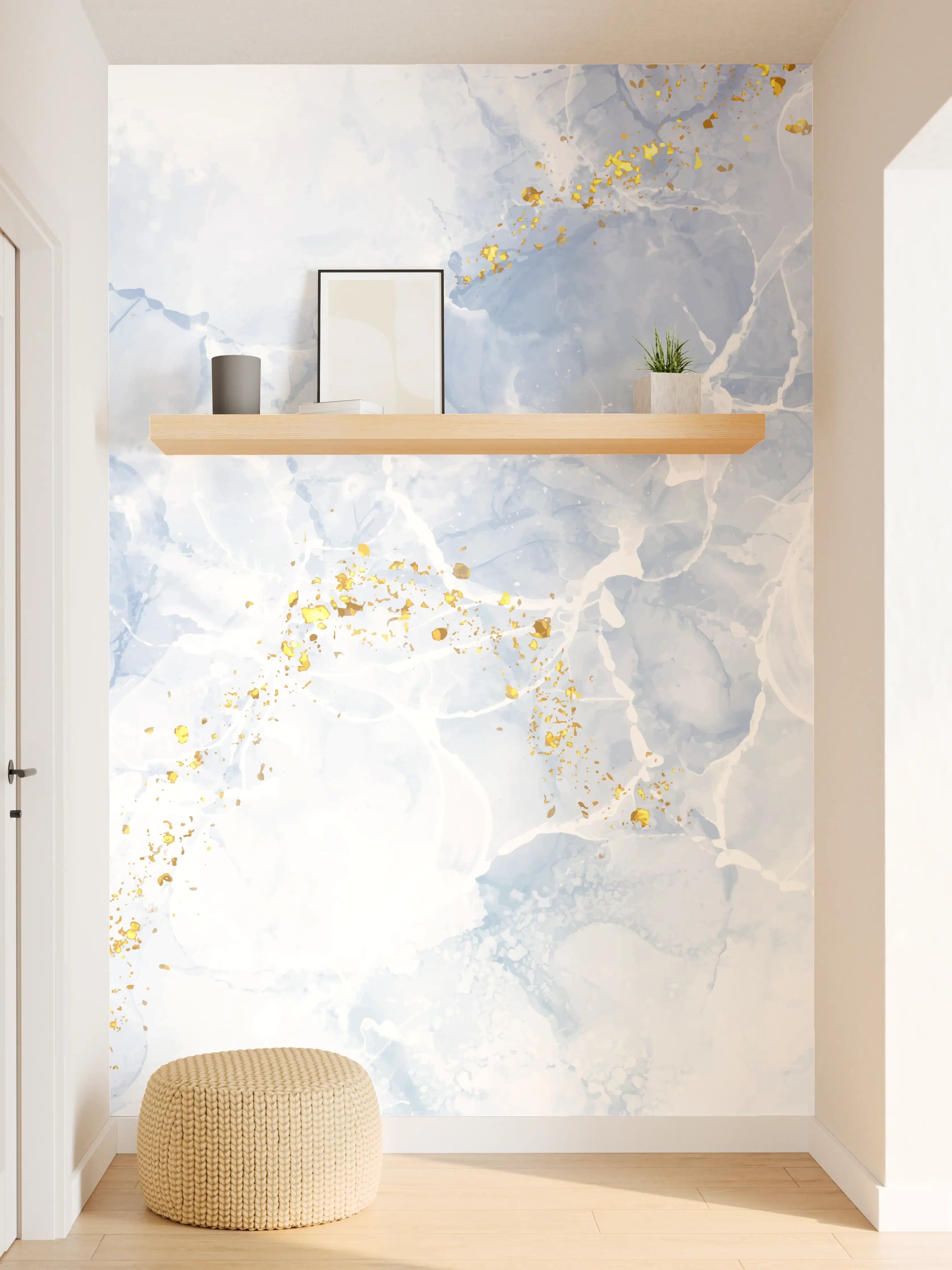 Wandverkleidung Flur - Elegantes Wasserfarbenmuster in Blau und Gold