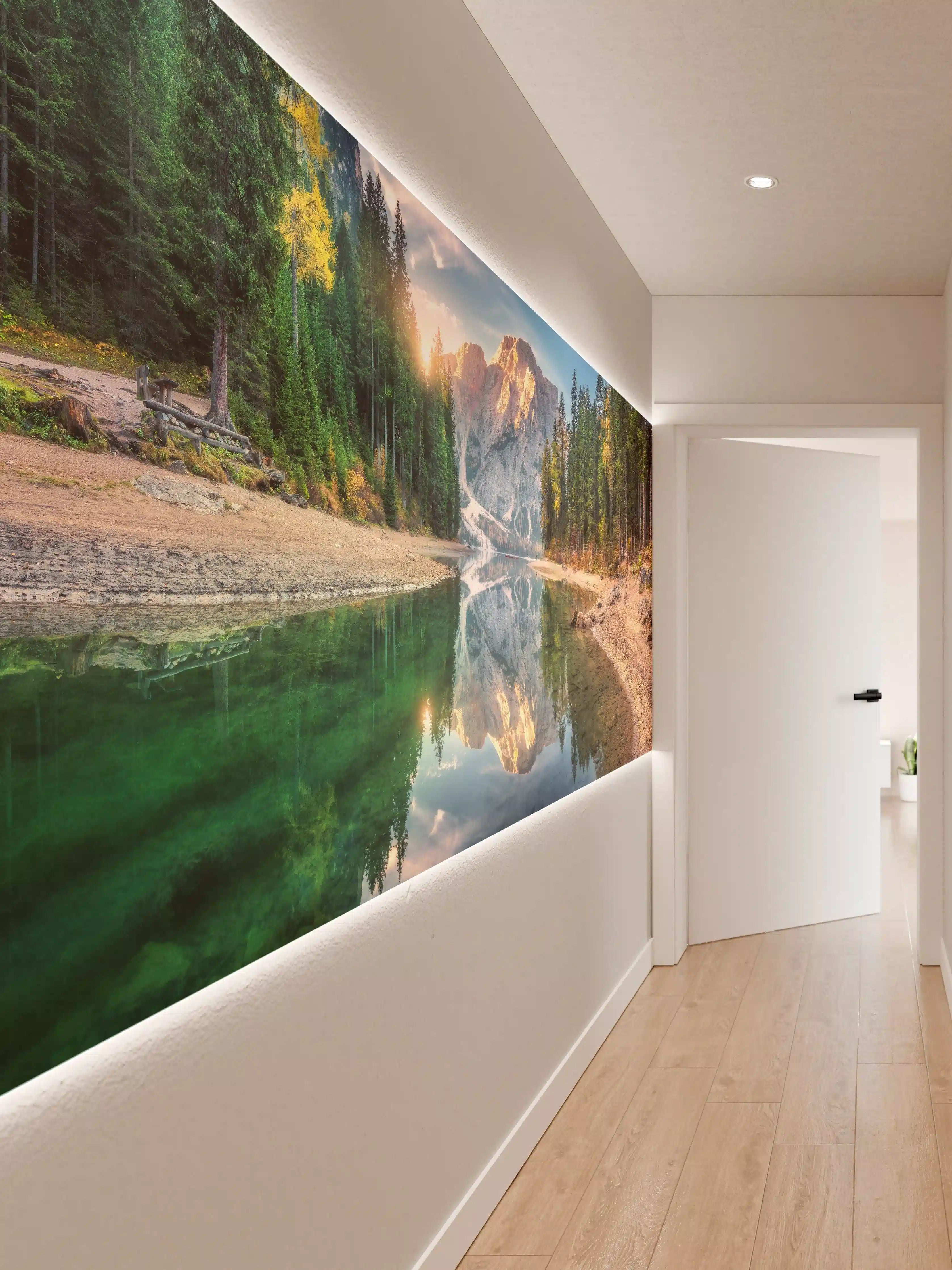 Wandverkleidung Flur - Erstaunlicher Pragser Wildsee bei Sonnenaufgang