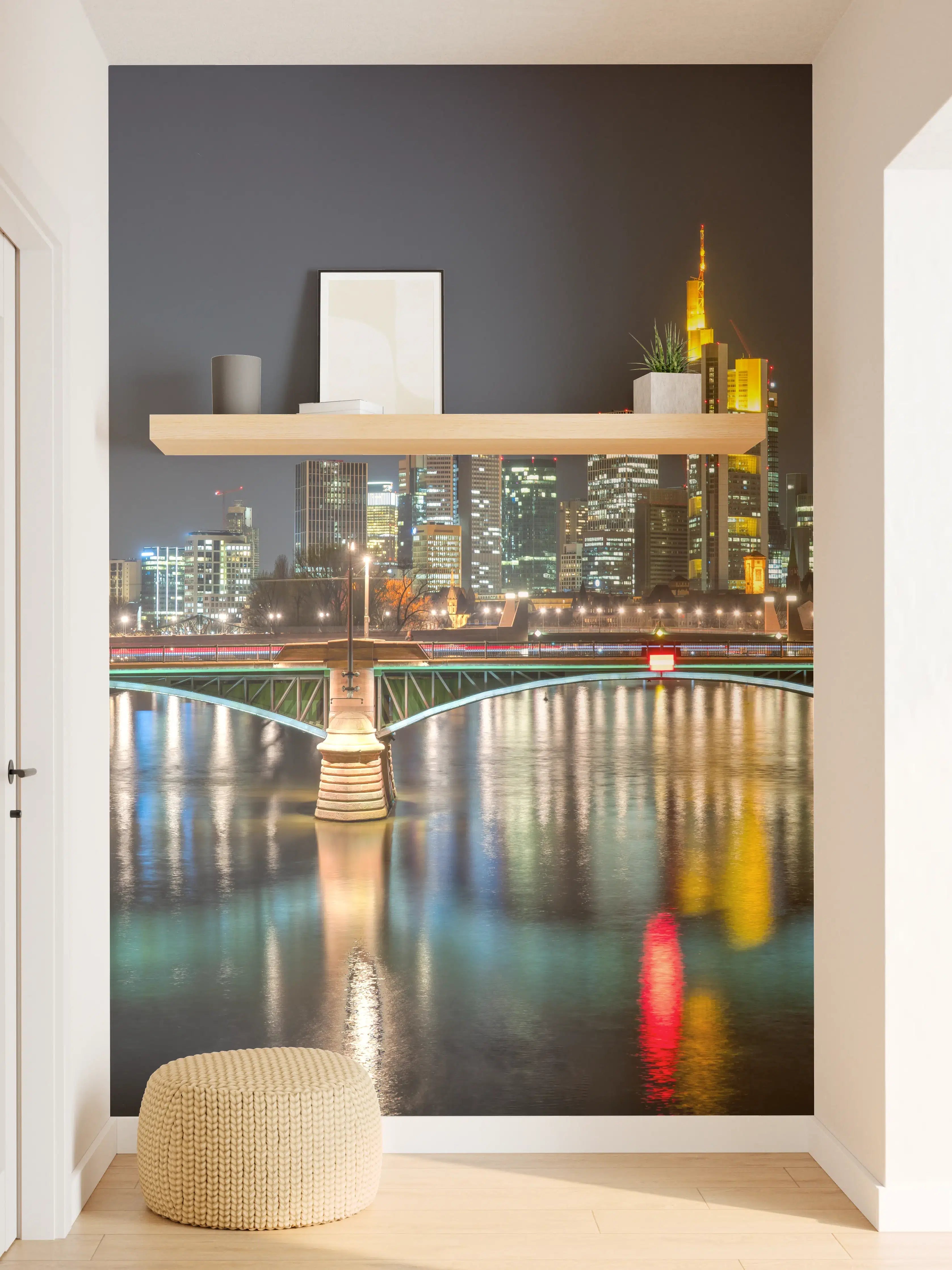 Wandverkleidung Flur - Frankfurt Skyline bei Nacht