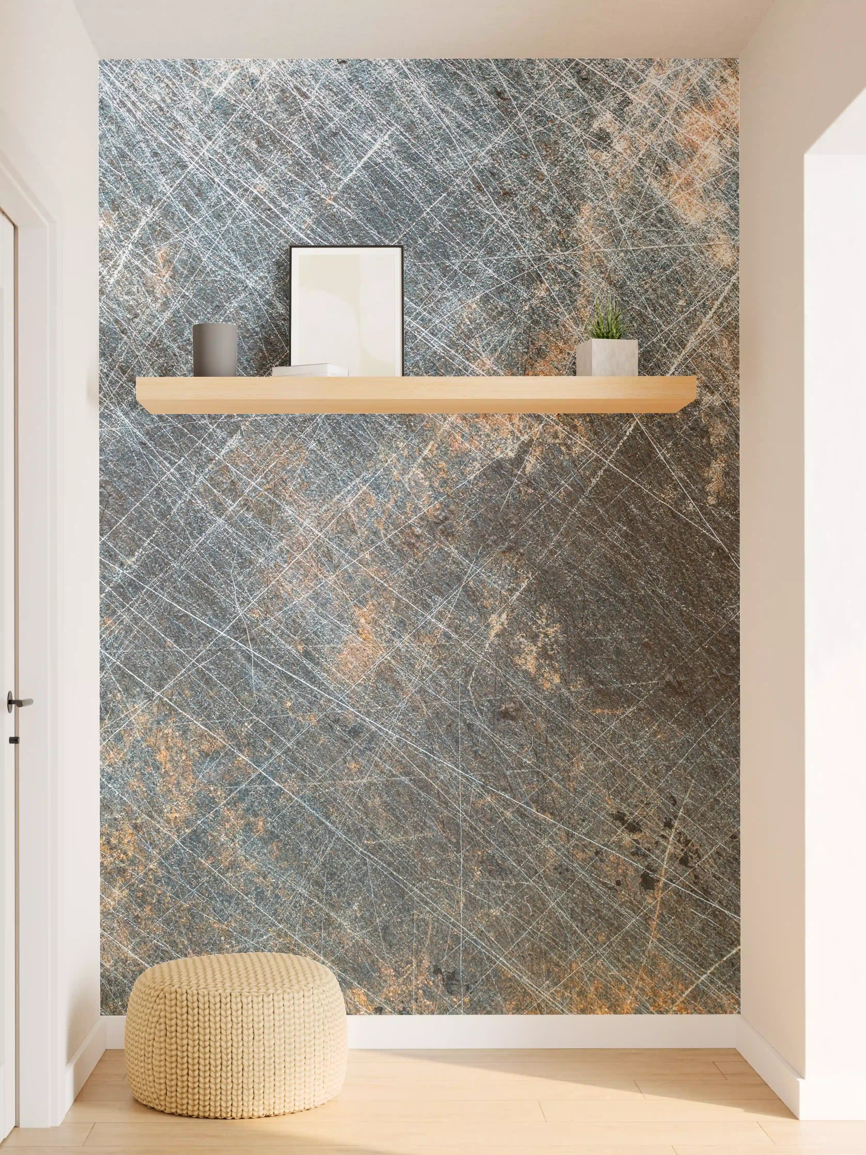 Wandverkleidung Flur - Gebürstete Metalloptik mit grauem Patina-Effekt