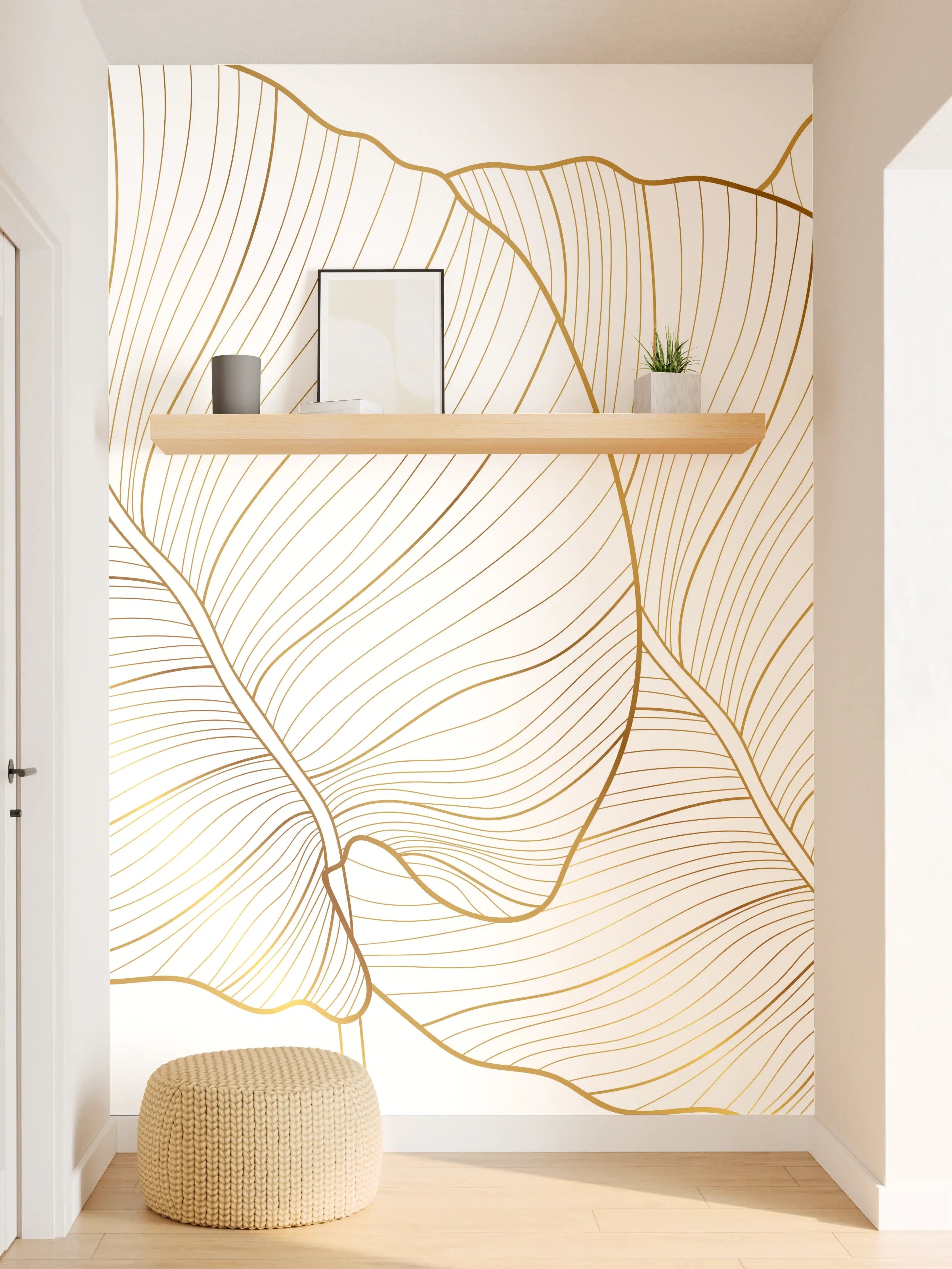 Wandverkleidung Flur - Goldene Blattstruktur auf Weiß
