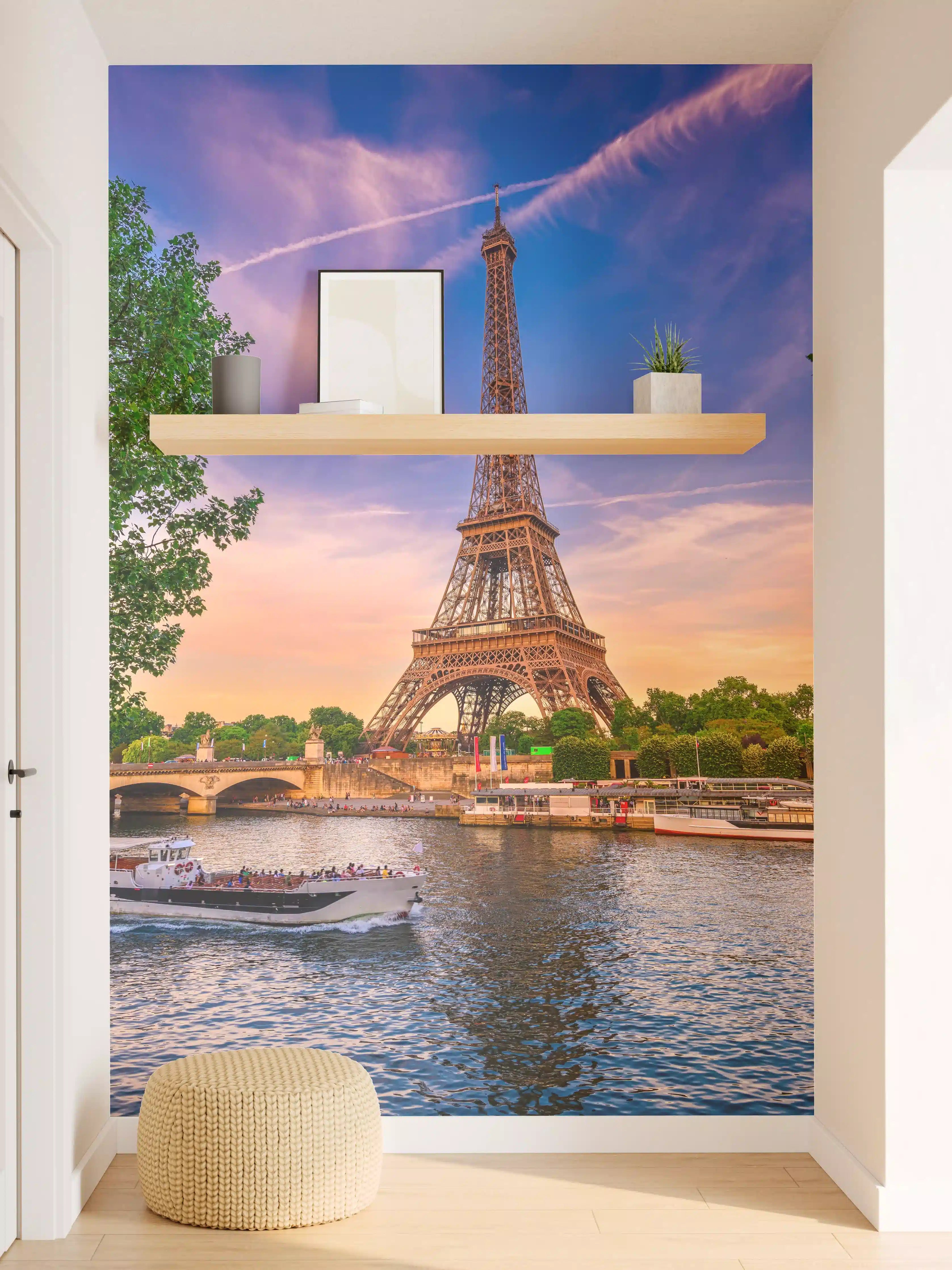 Wandverkleidung Flur - Graue Schatten am Pariser Abend