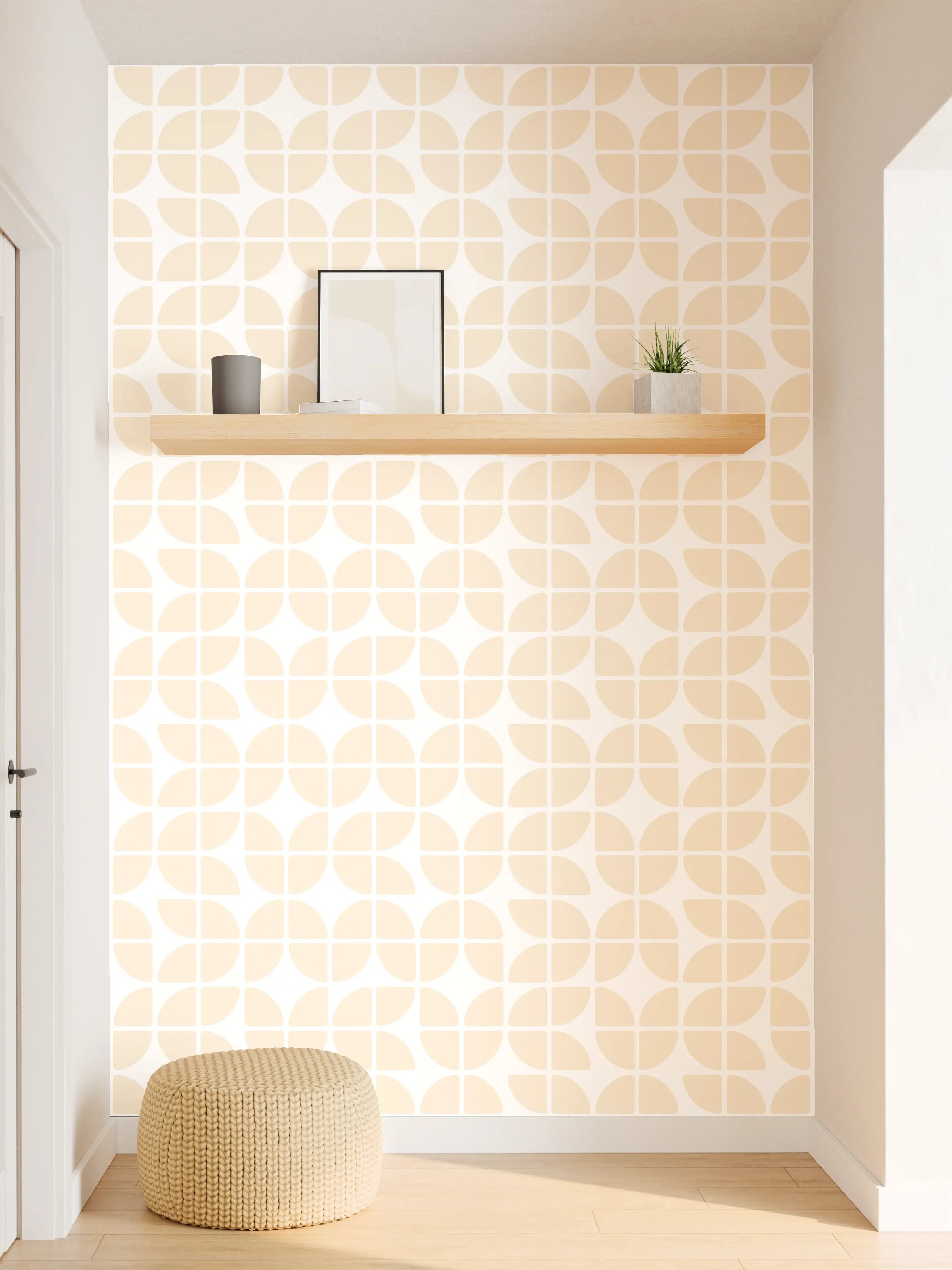 Wandverkleidung Flur - Helles, geometrisches Muster im Beige-Ton