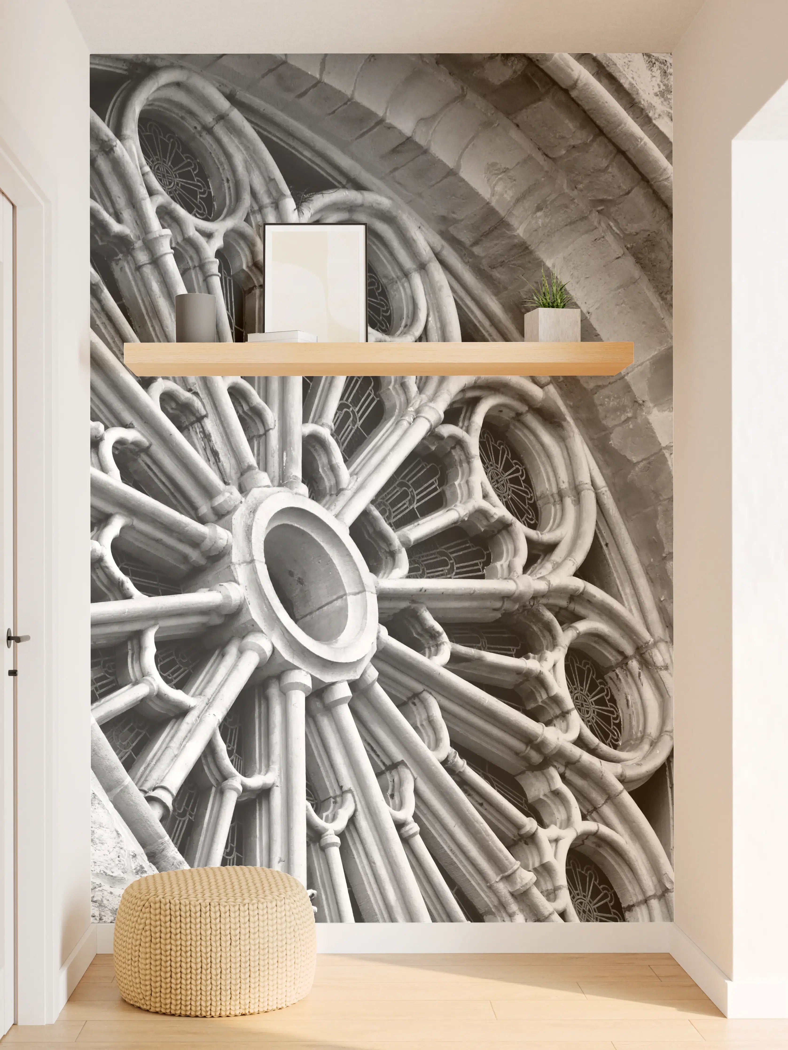 Wandverkleidung Flur - Historisches Kirchenfenster in Schwarz-Weiß