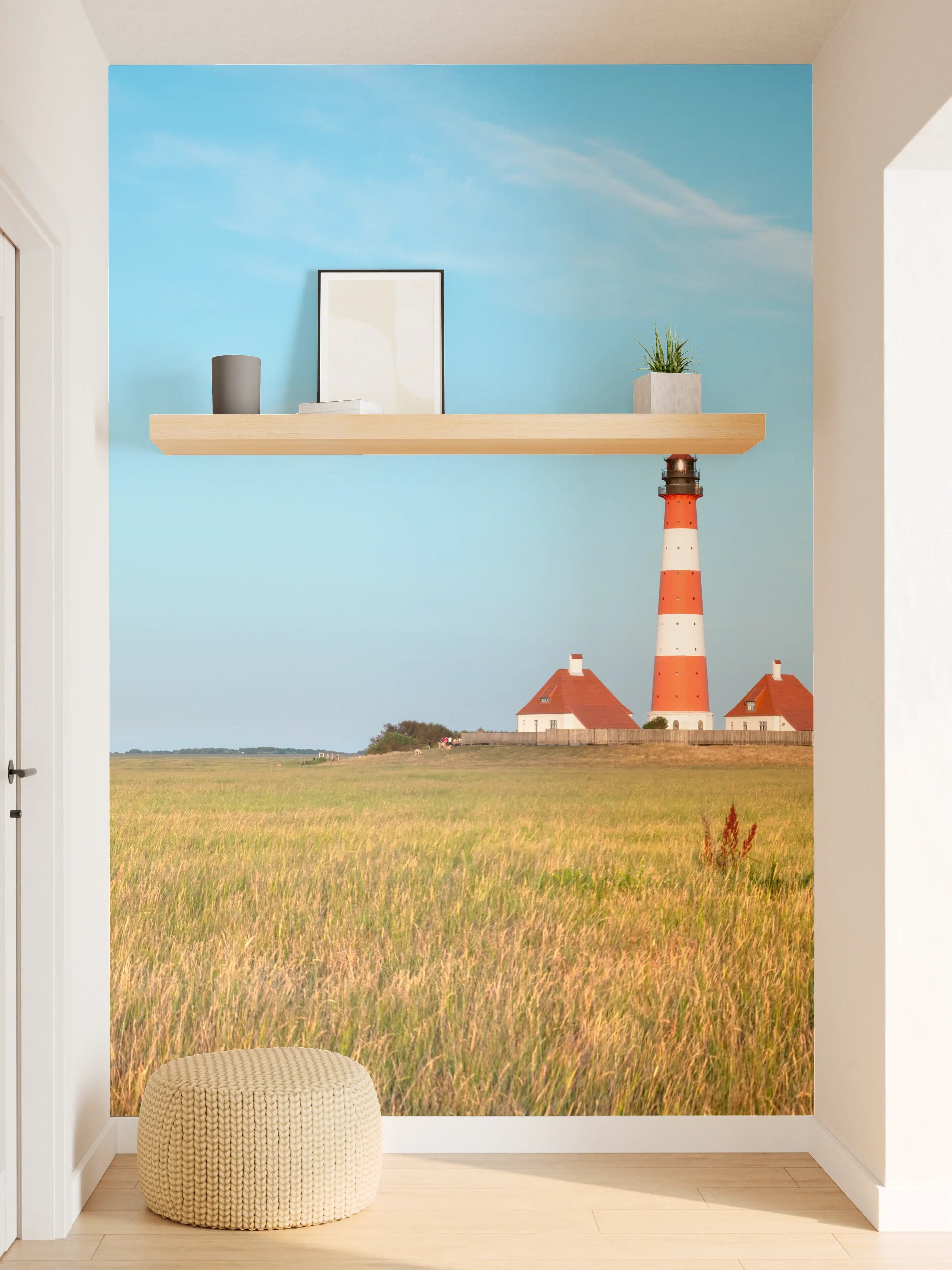 Wandverkleidung Flur - Leuchtturm im weiten Feld