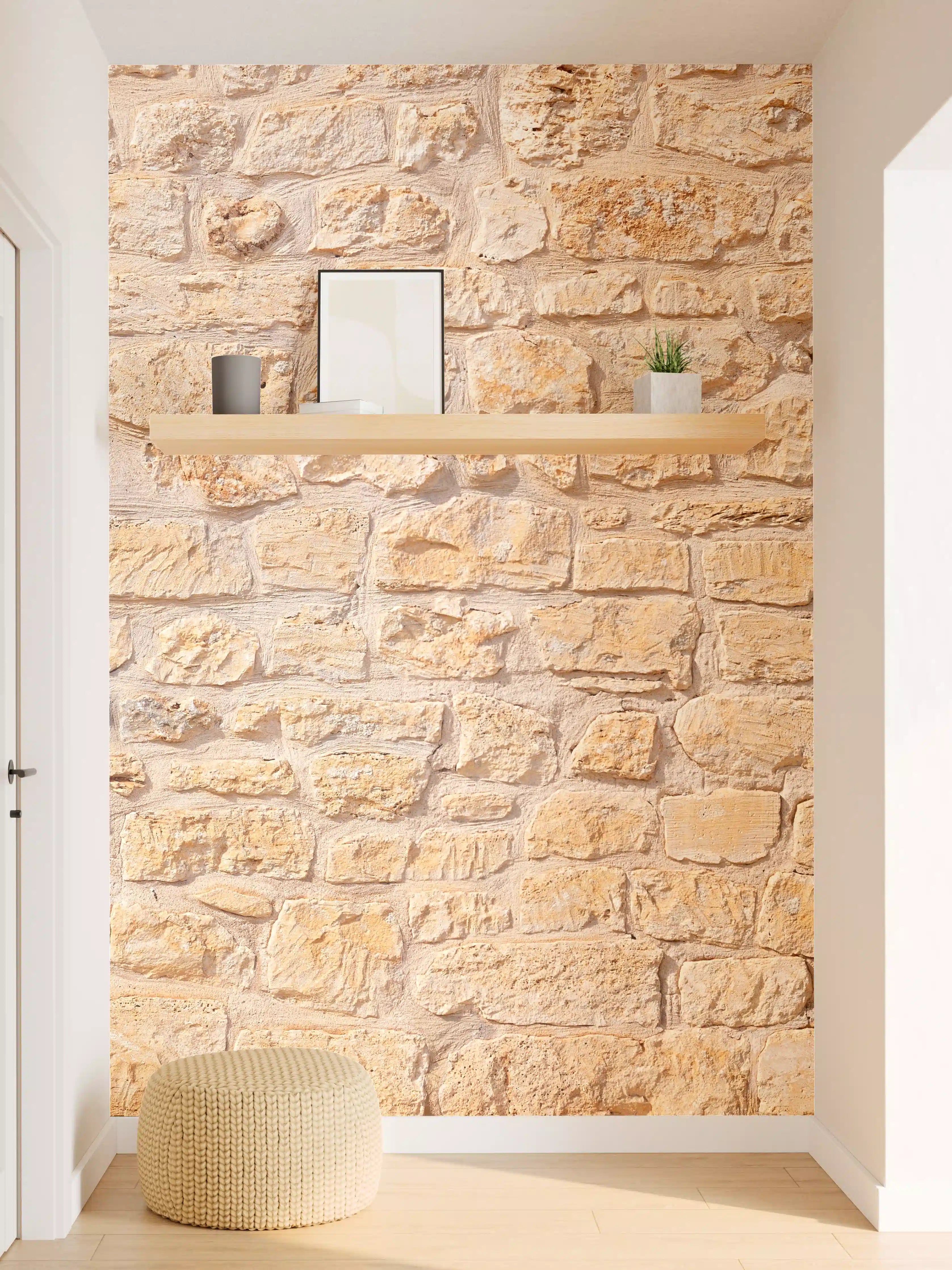 Wandverkleidung Flur - Massive braune Steinfassade