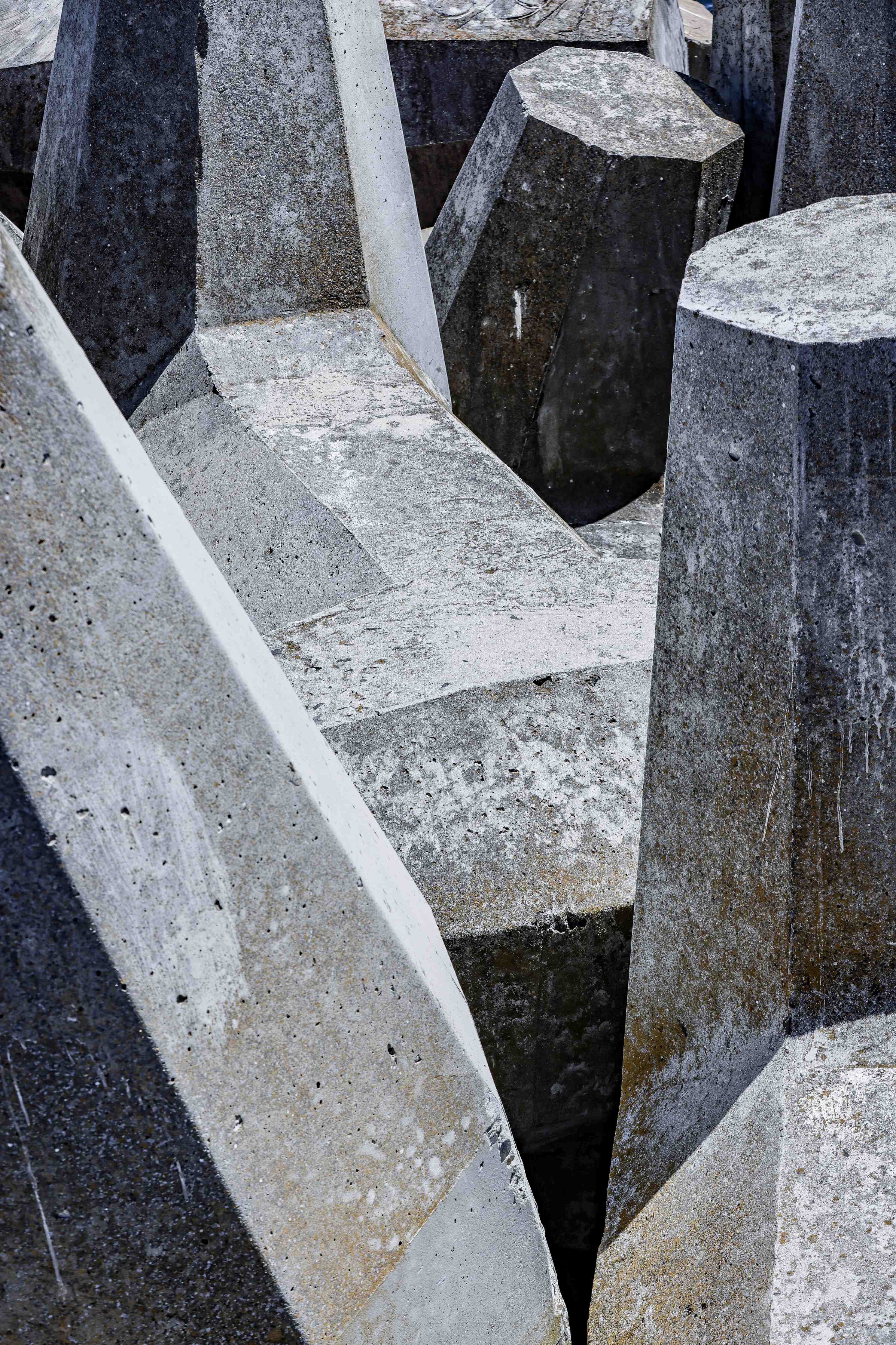 Wandverkleidung Flur-Moderne Skulpturen aus Stein