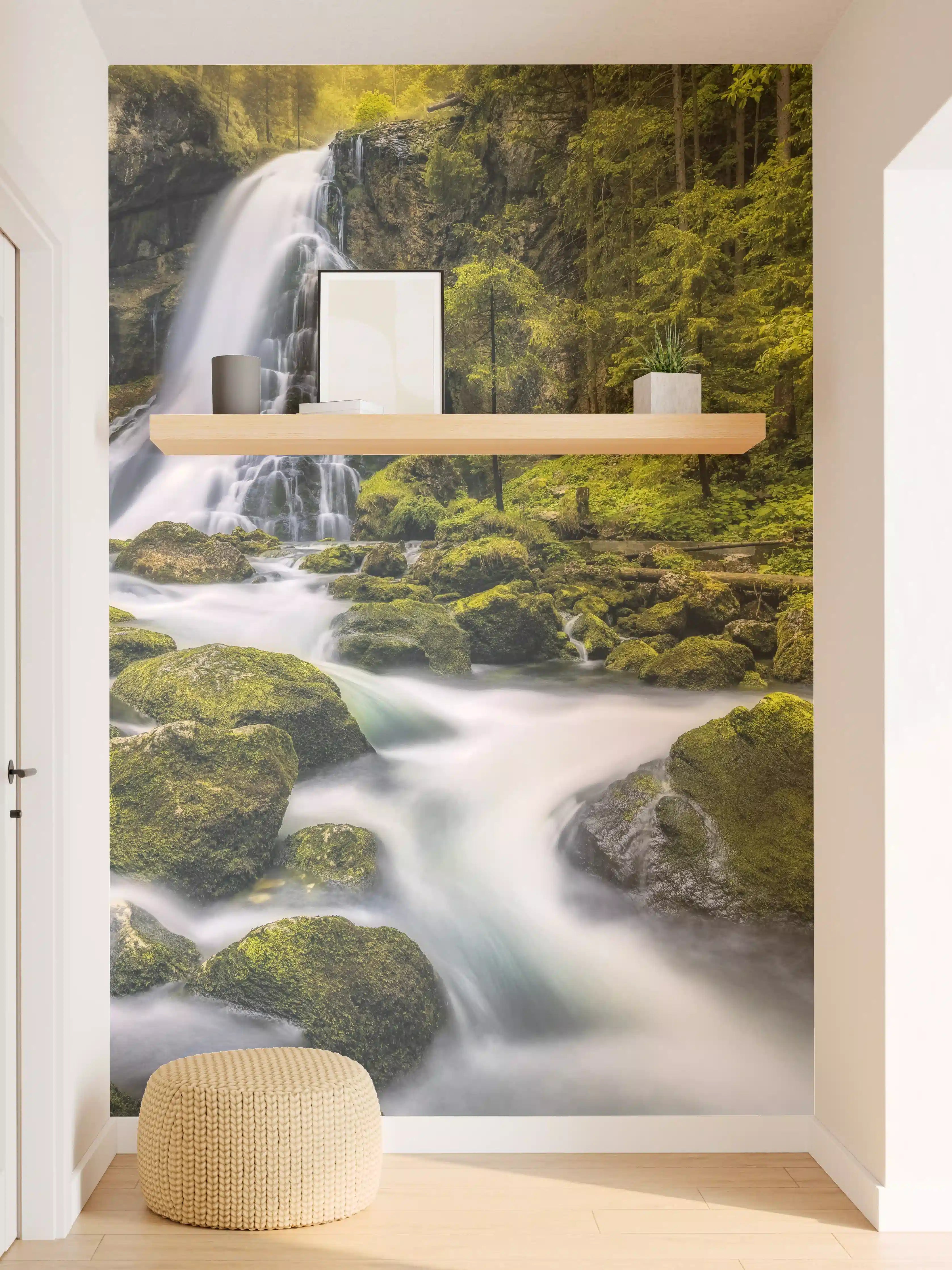 Wandverkleidung Flur - Natur pur mit Wasserfall