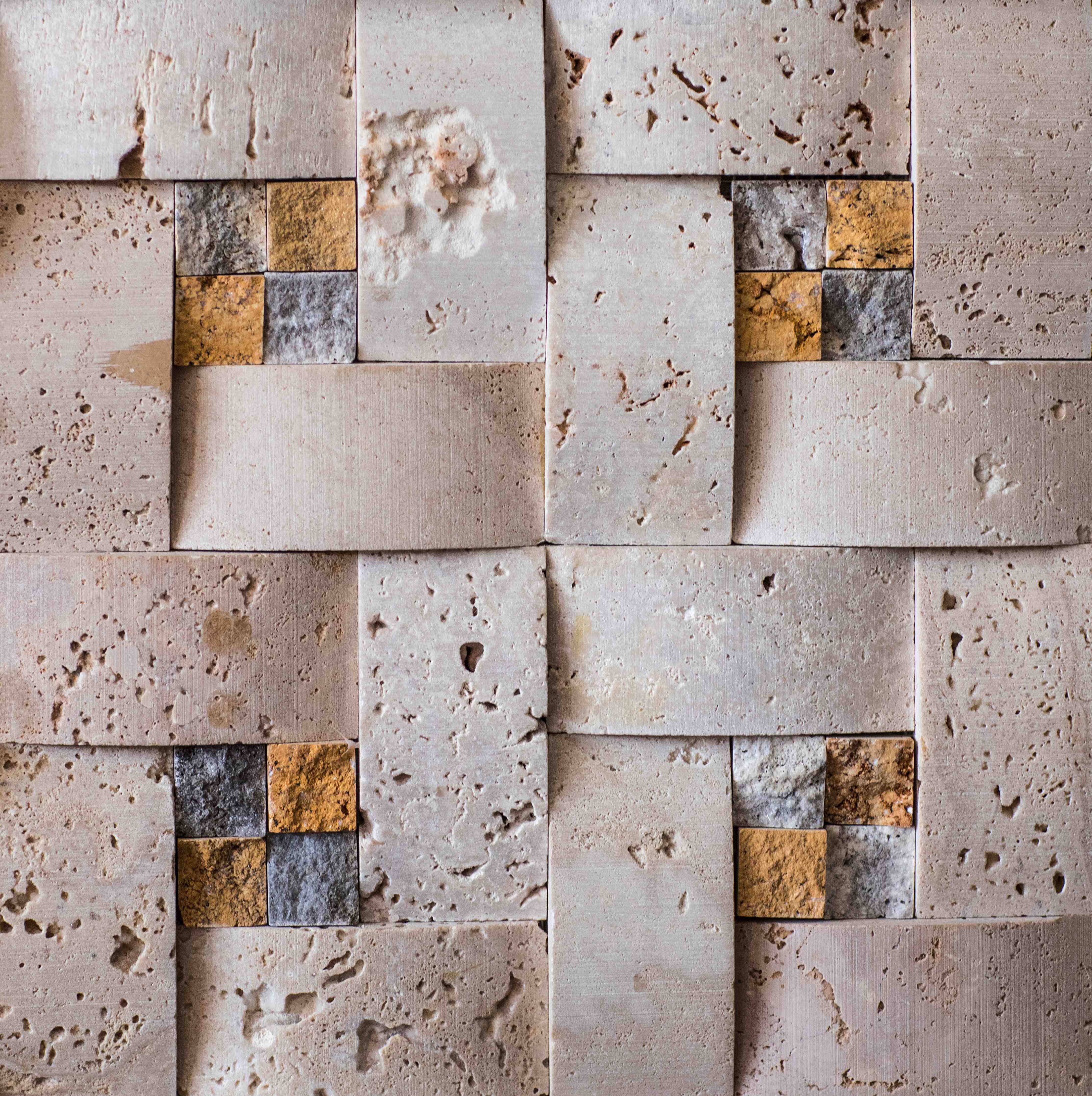 Wandverkleidung Flur-Natursteinmauer mit stilvollen Mustern