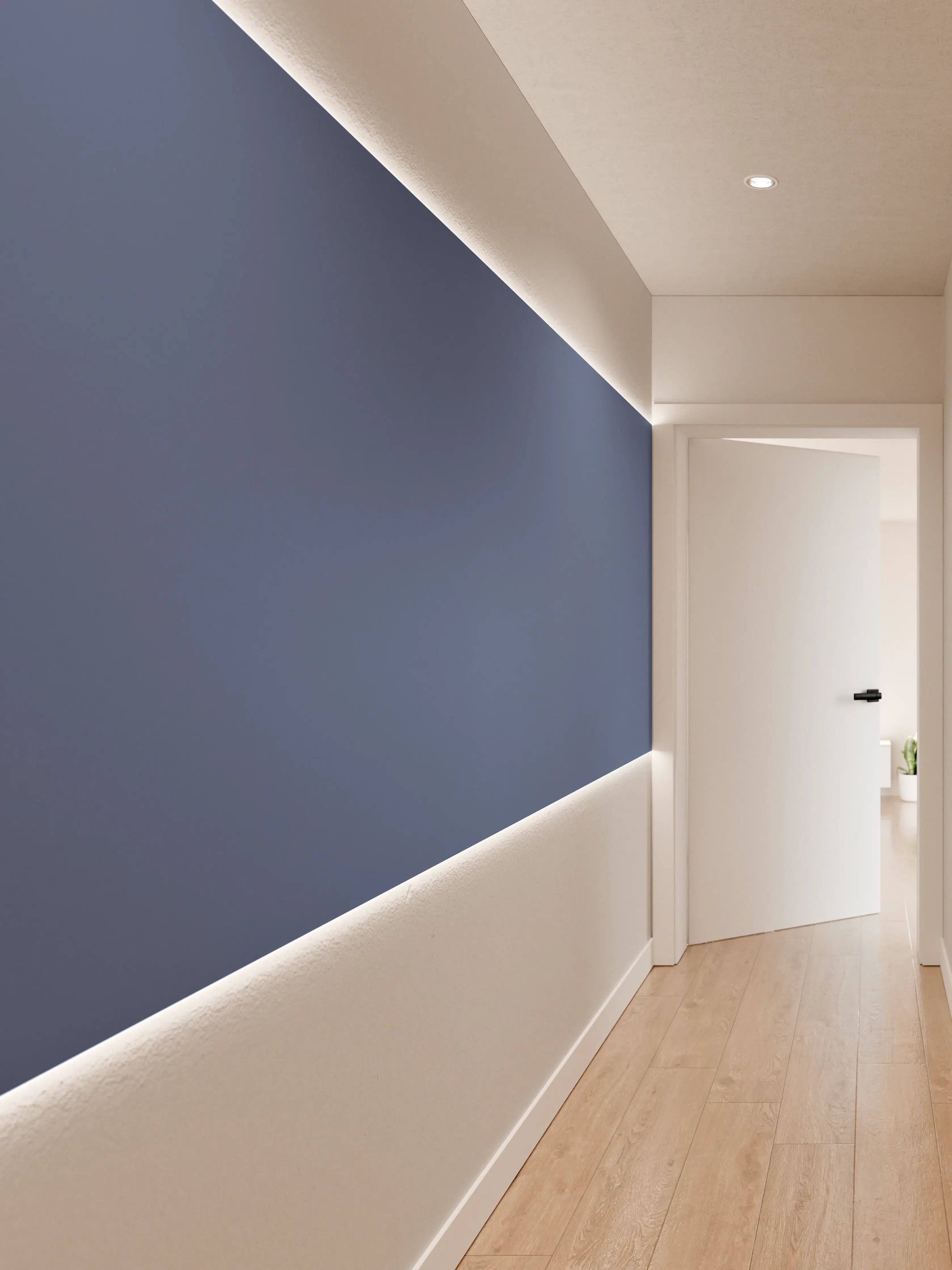 Wandverkleidung Flur - RAL 5023 (Entferntes Blau)