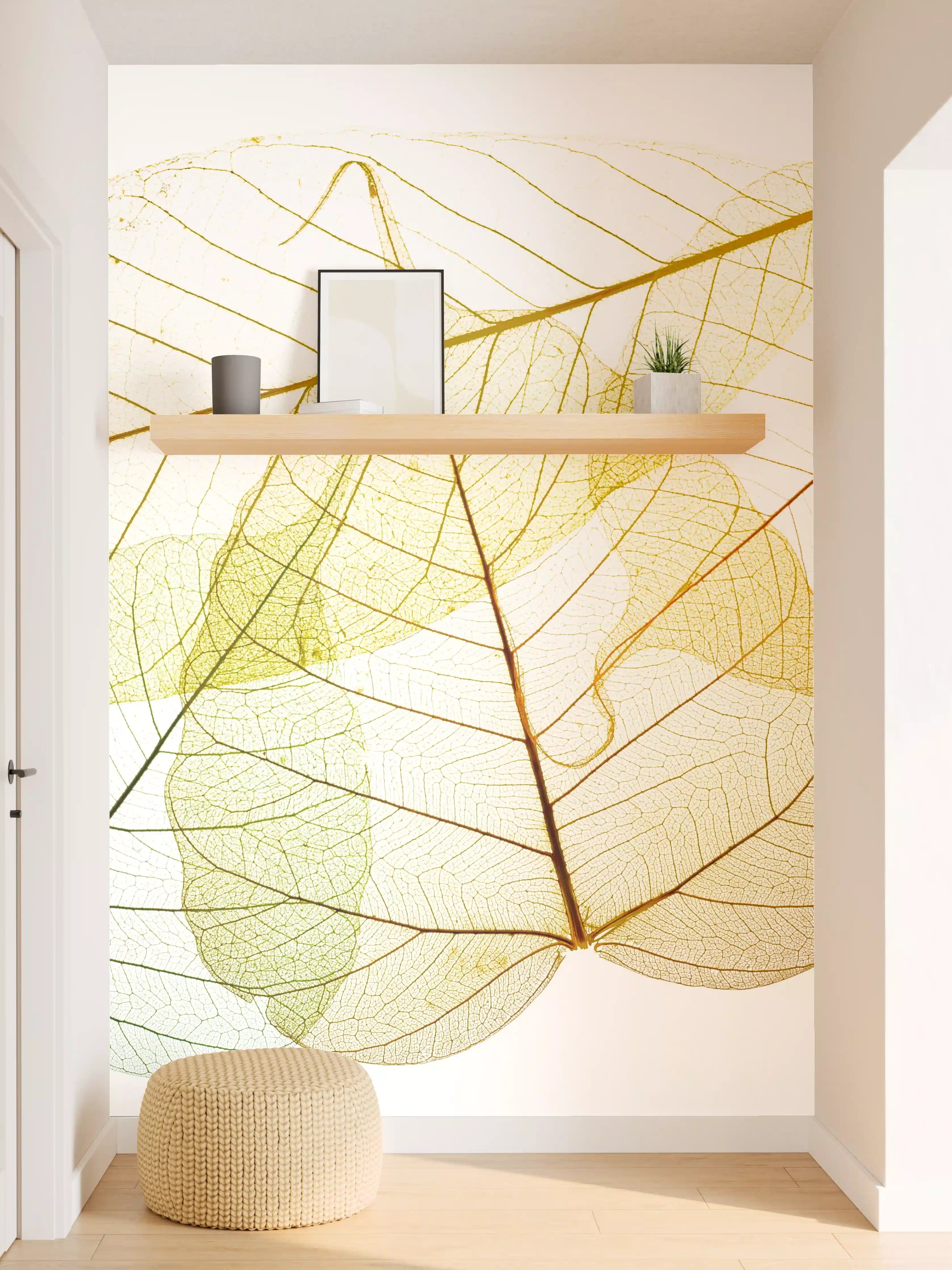 Wandverkleidung Flur - Sanfte Grautöne auf zarten Blättern