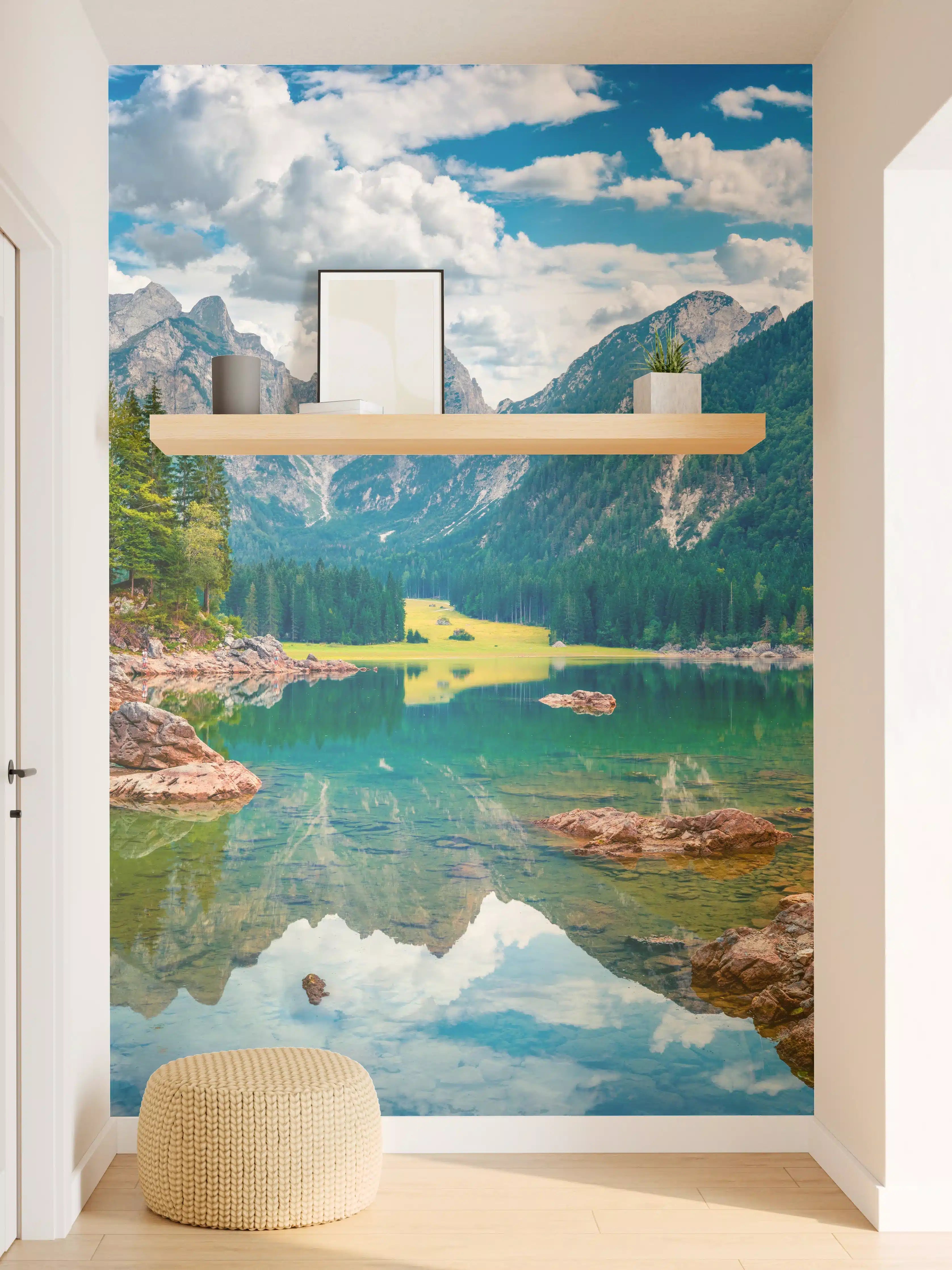 Wandverkleidung Flur - Sanfte Grautöne in Bergidylle