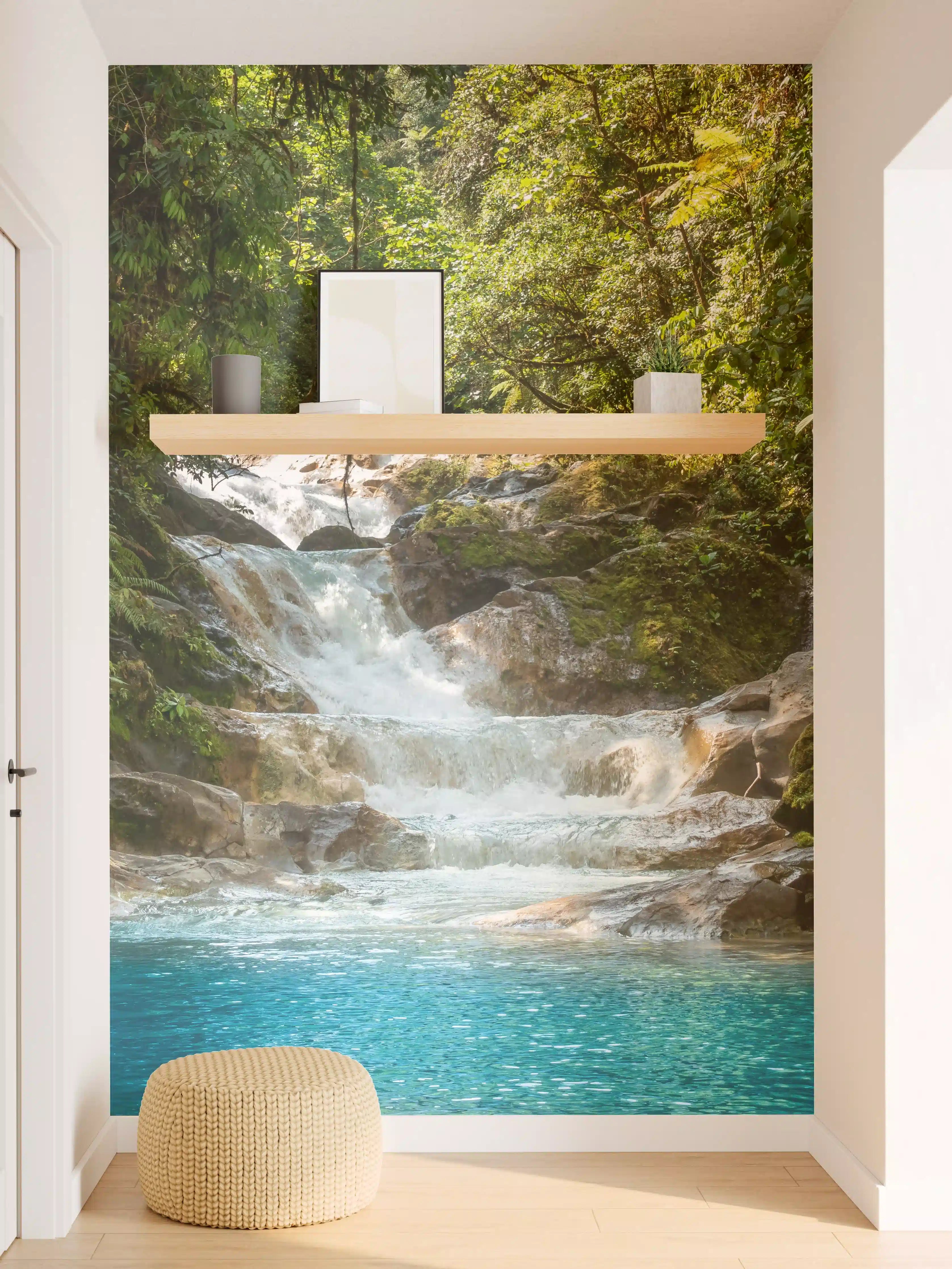 Wandverkleidung Flur - Sanfter Wasserfall in grauen Nebeln