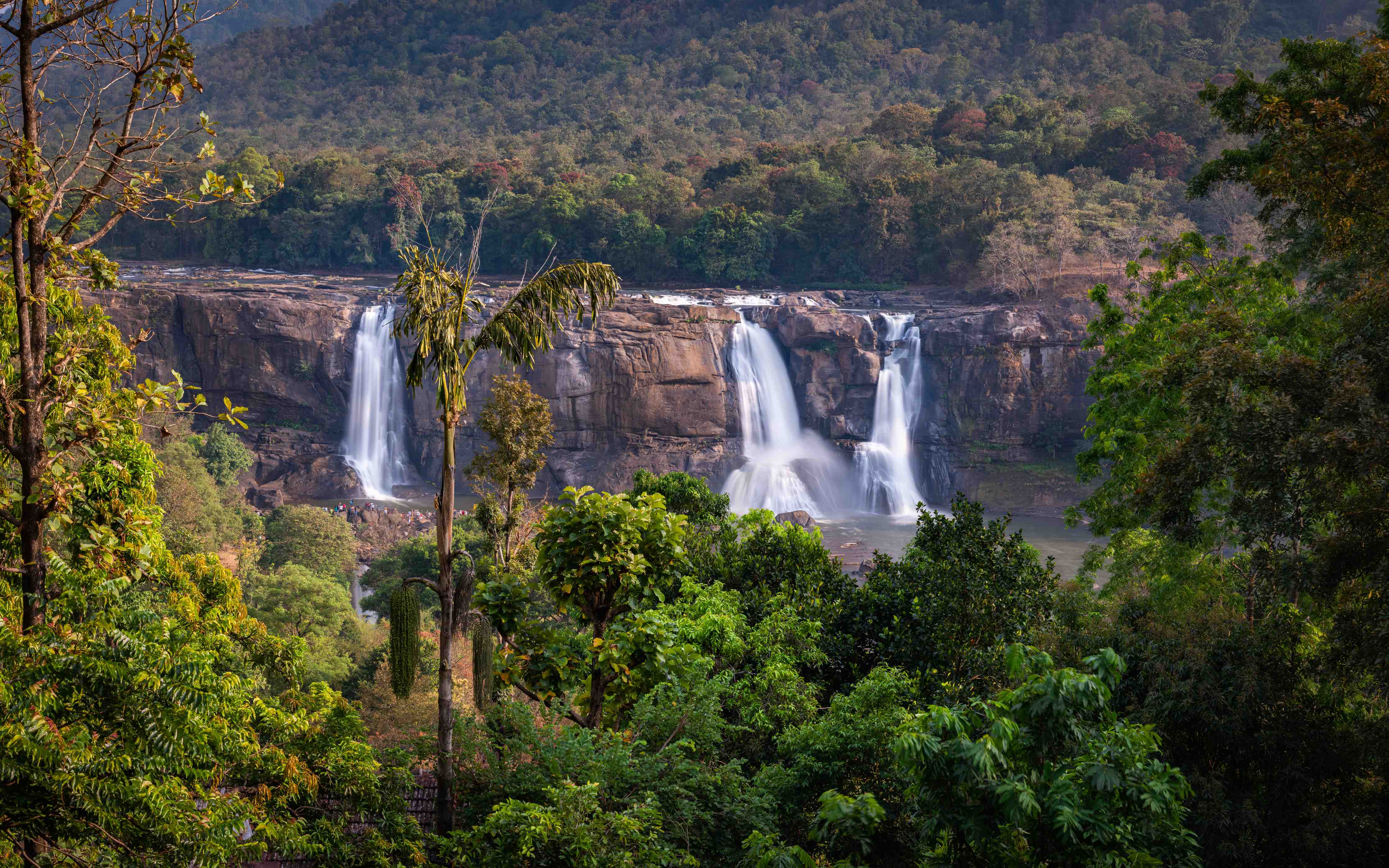 Wandverkleidung Flur-Schöne Langzeitbelichtung der Athirappilly-Wasserfälle