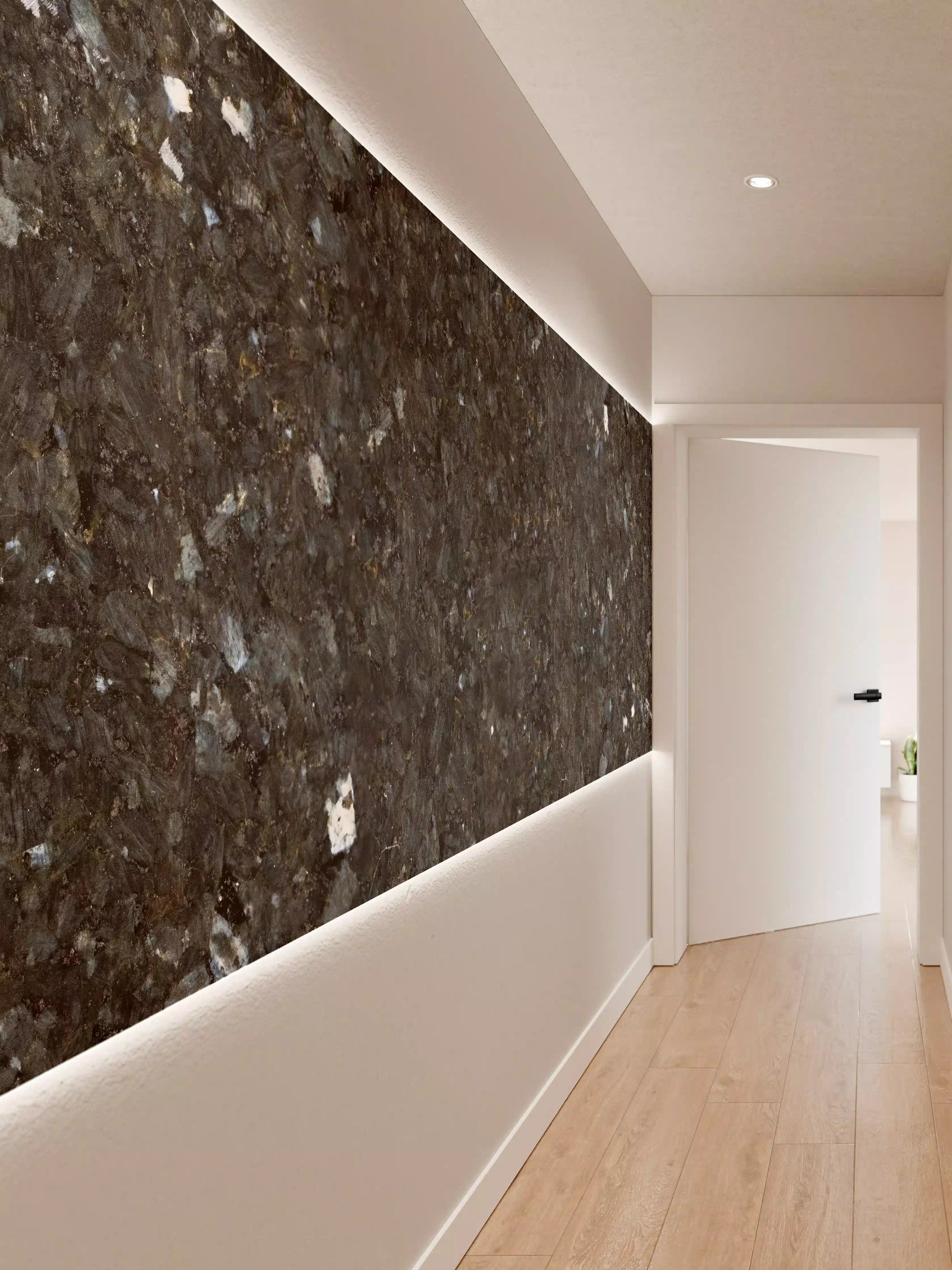 Wandverkleidung Flur - Schwarze Granitwand