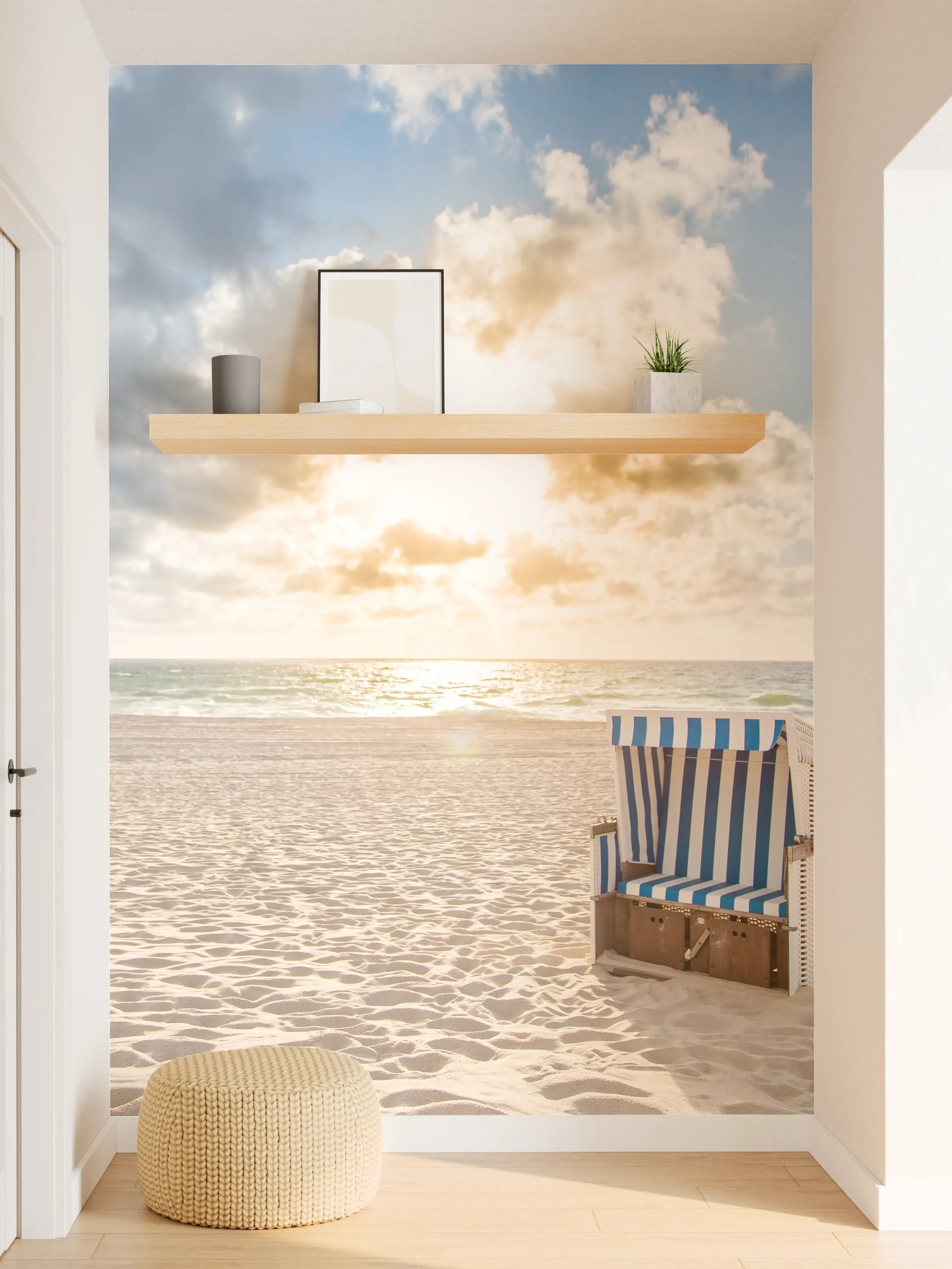 Wandverkleidung Flur - Sonnenuntergang am Strand mit Strandkorb