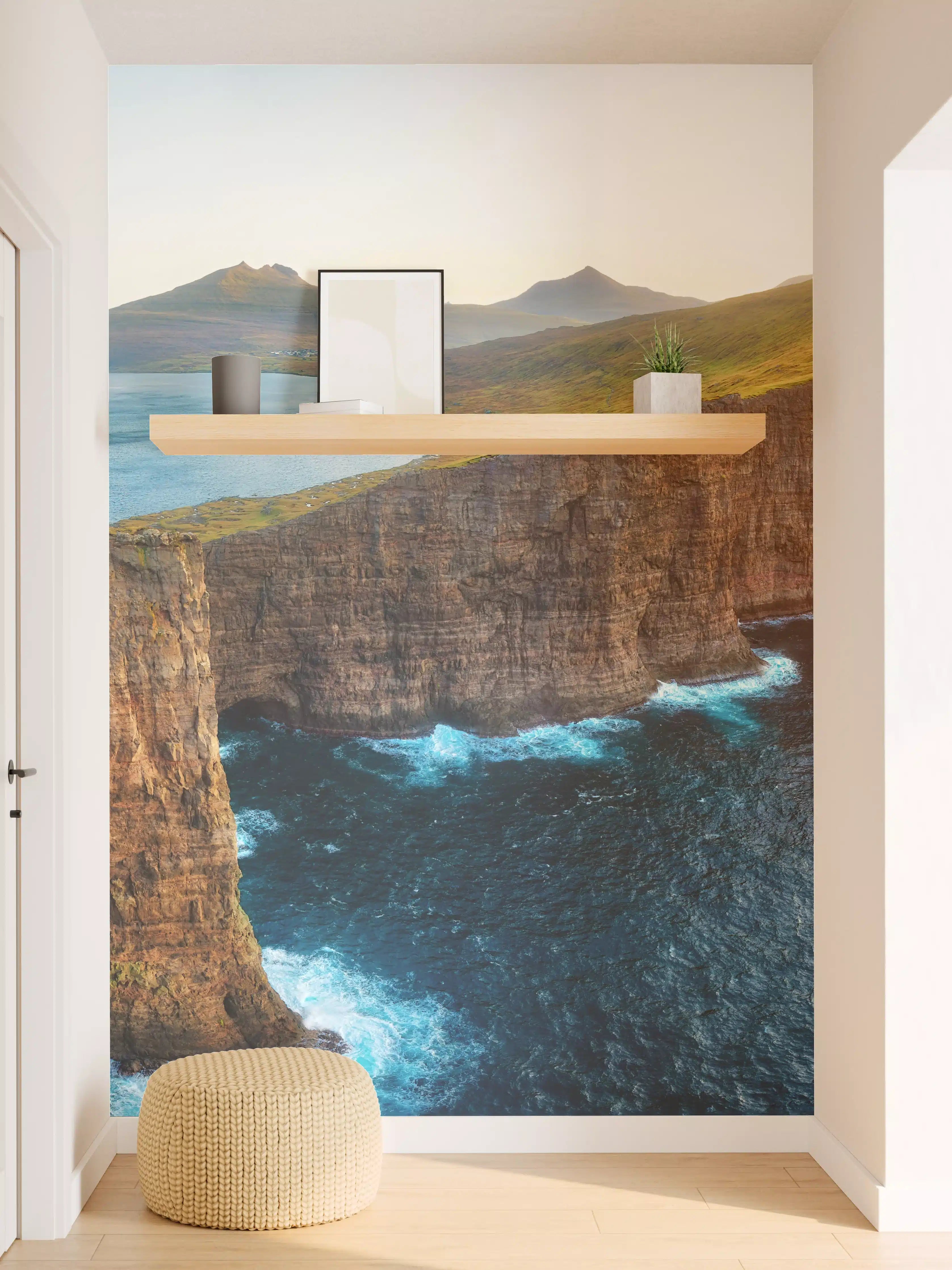 Wandverkleidung Flur - Sorvagsvatn See und mit Wasserfall ins Meer an der Färöer