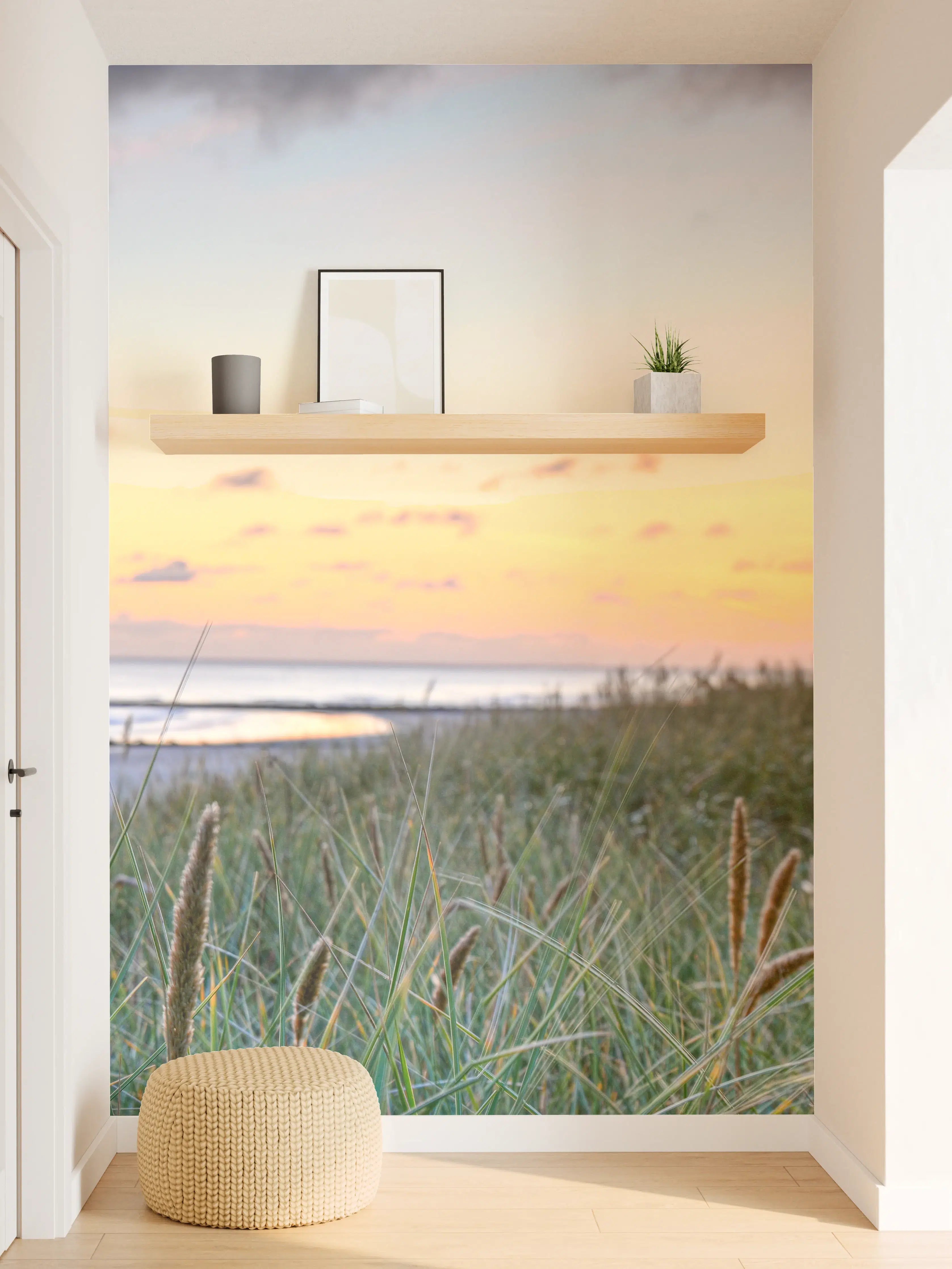 Wandverkleidung Flur - Strand bei Sonnenuntergang in sanften Tönen