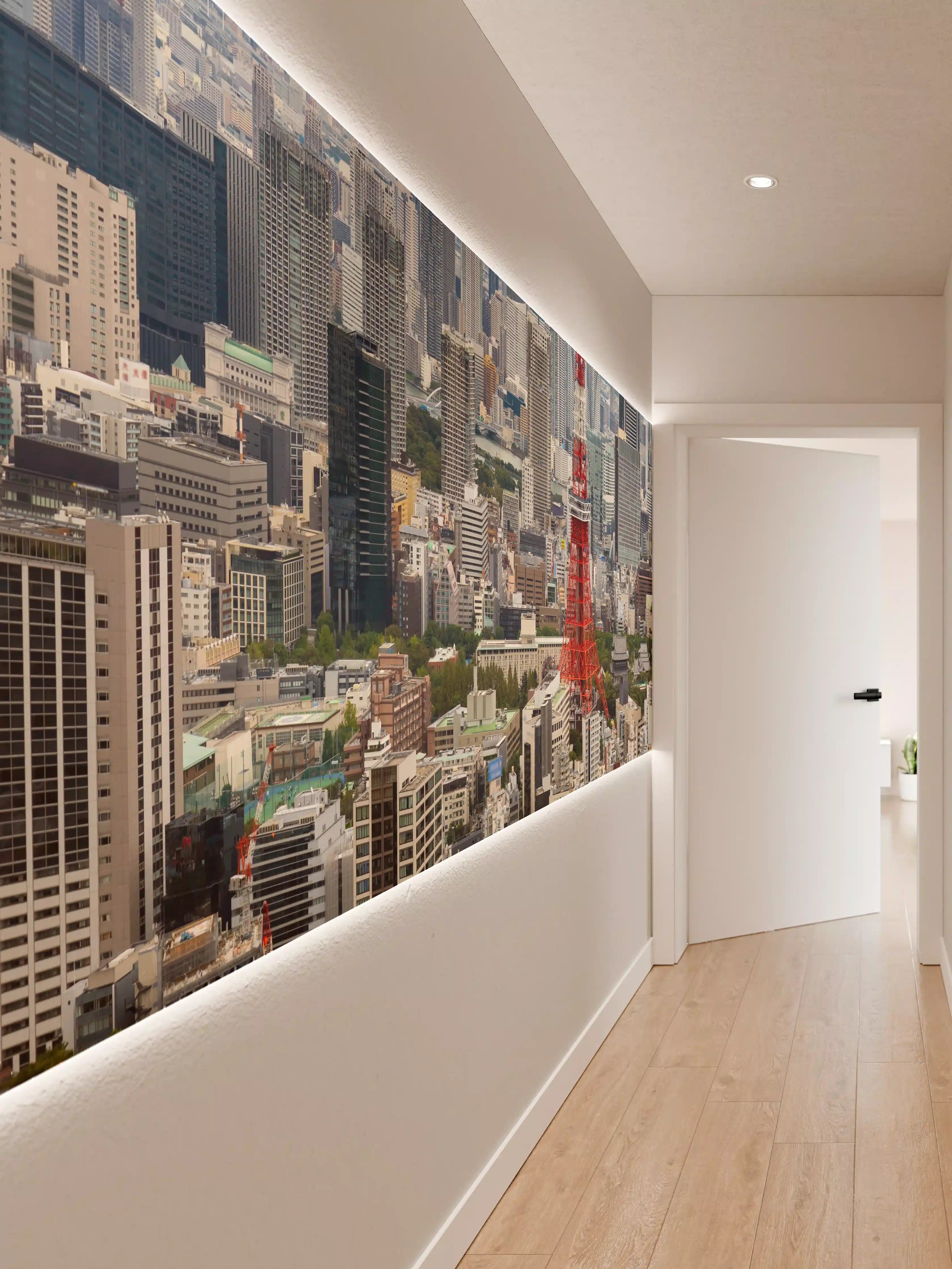 Wandverkleidung Flur - Tokyo Tower im Panorama bei bewölktem Himmel